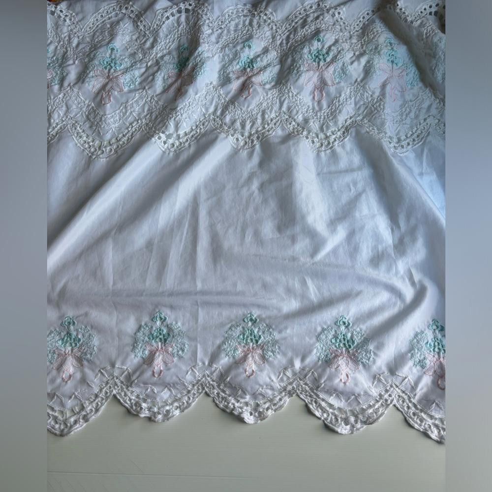 Designer Rare Vintage Shower Curtains with Short Window Curtains Size ONE SIZE - 2 Thumbnail