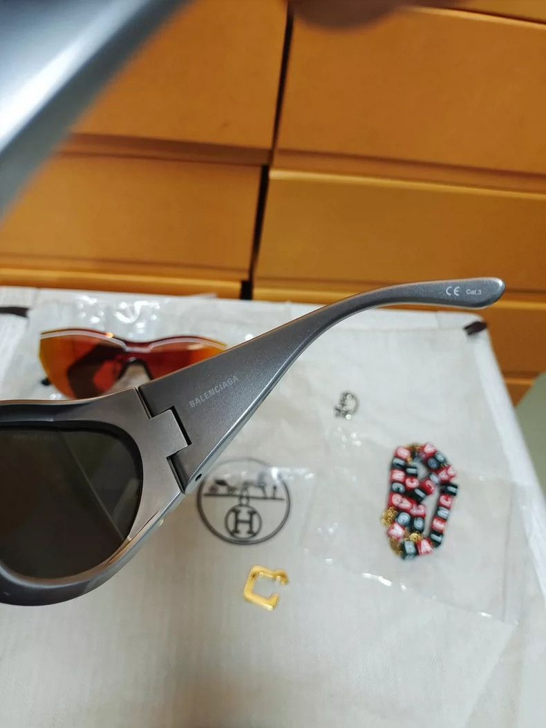 Balenciaga Balenciaga Sunglasses Brand New Authentic Fashion-2506 Size ONE SIZE - 7 Thumbnail