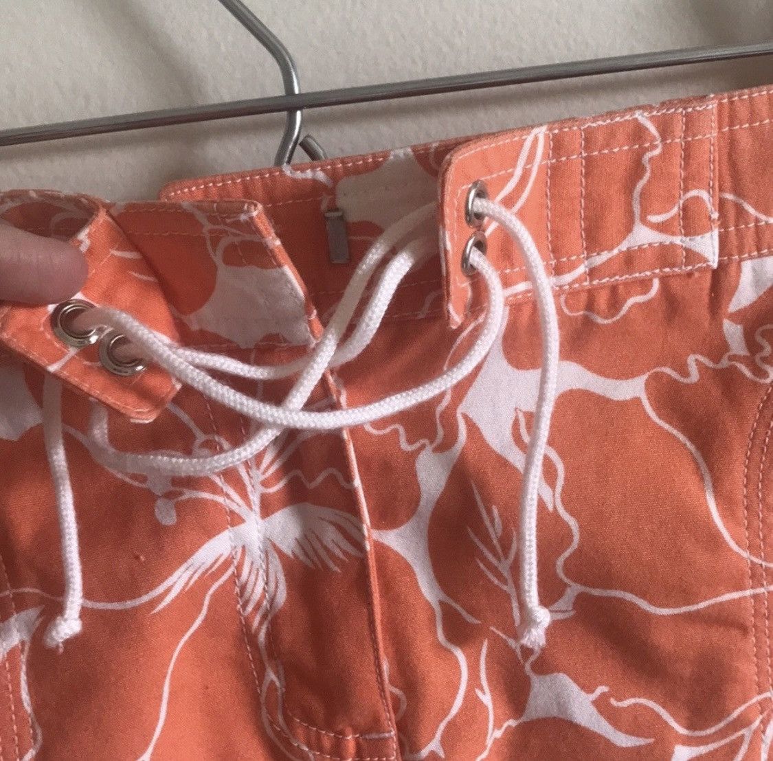 Loft LOFT HAWAIIAN POCKET MINI SKIRT WITH TIE SIZE 2 Size 28" / US 6 / IT 42 - 4 Thumbnail