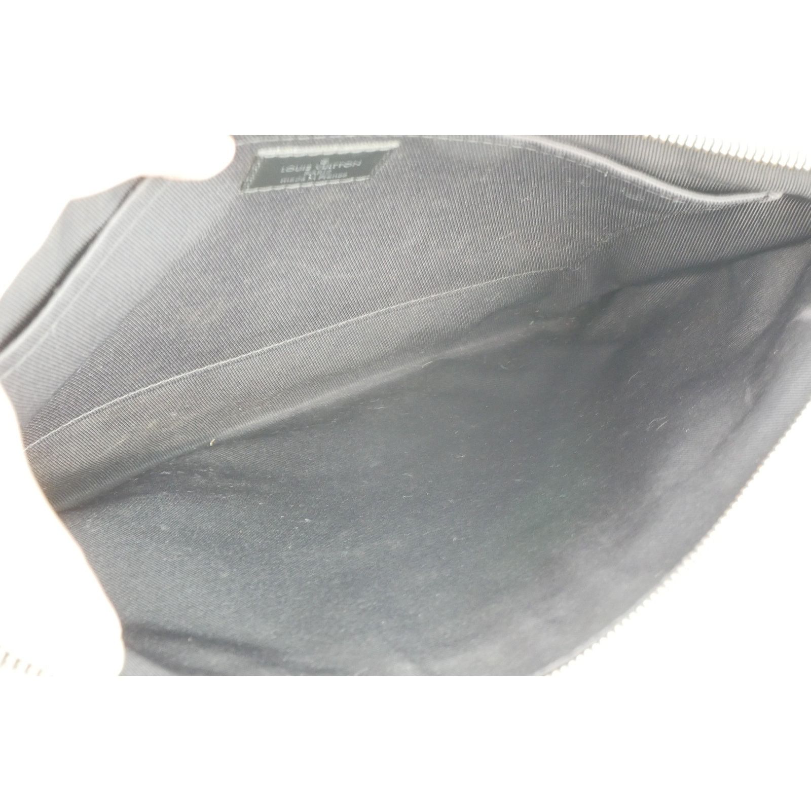 Louis Vuitton Louis Vuitton Monogram Eclipse Clutch Bag Size ONE SIZE - 10 Thumbnail
