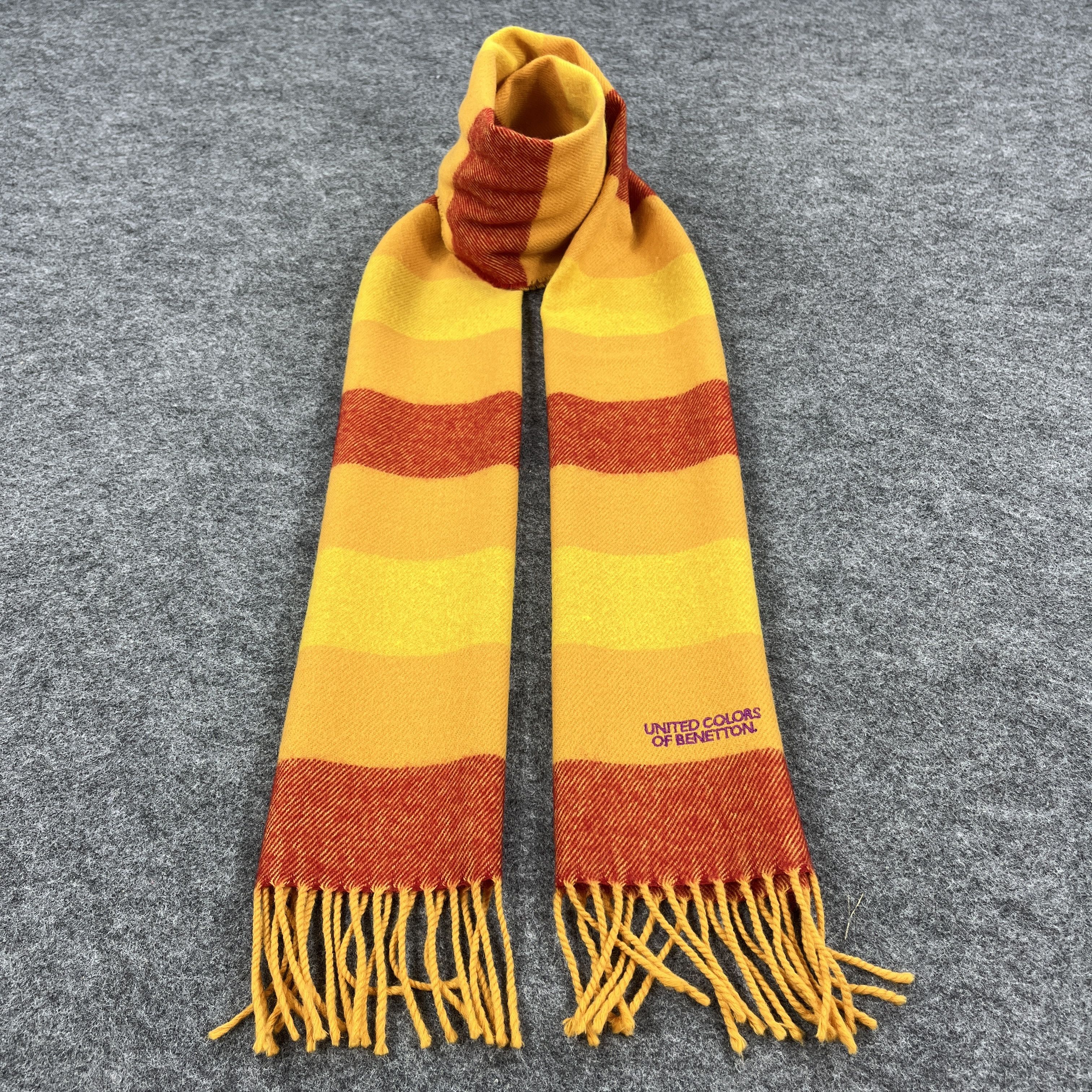 United Colors Of Benetton United Colors Of Benetton Scarf / Muffler / Neckwear T1009 Size ONE SIZE - 9 Thumbnail