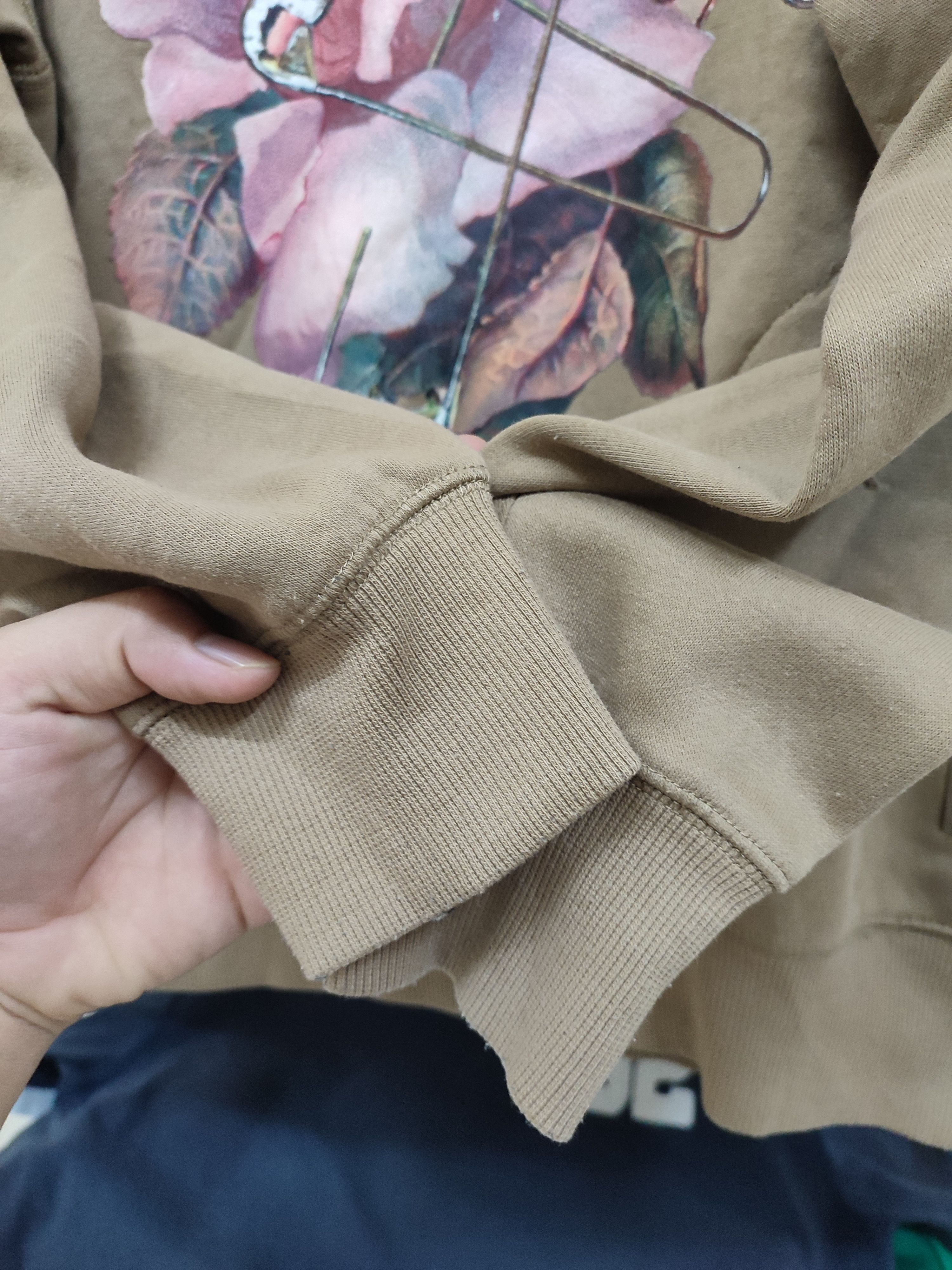 GU × Undercover 💥Steals 💥 Freedom Undercover Flowers Sweatshirt Size US M / EU 48-50 / 2 - 5 Thumbnail