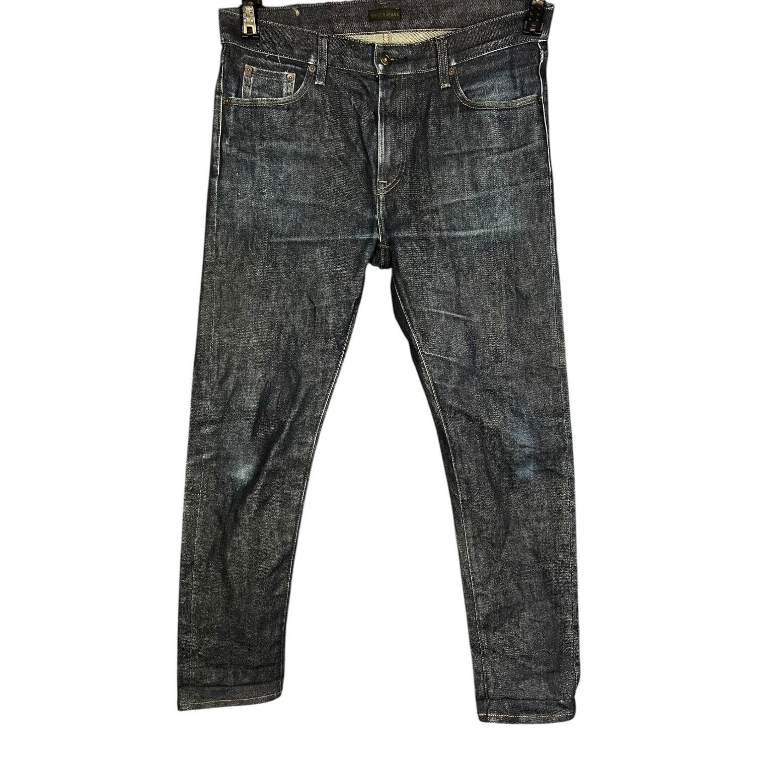 Uniqlo Uniqlo Jeans Slim Straight Kaihara Dark Faded Jeans - 33x32 Size US 33 - 1 Thumbnail