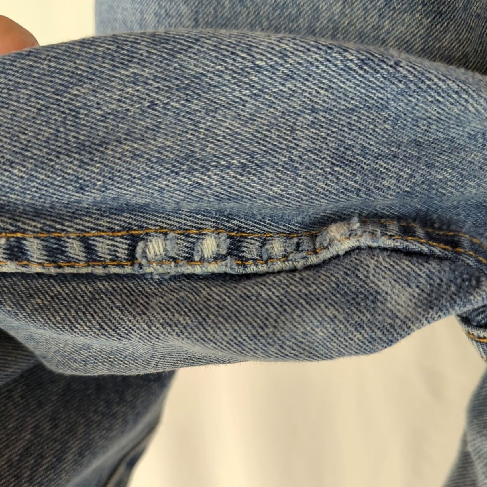 Levi's VINTAGE Levi's 550 Jeans Womens Regular 8 High Rise Mom Jeans 100% Cotton Blue Distressed 30 Inseam Size 30" / US 8 / IT 44 - 3 Thumbnail
