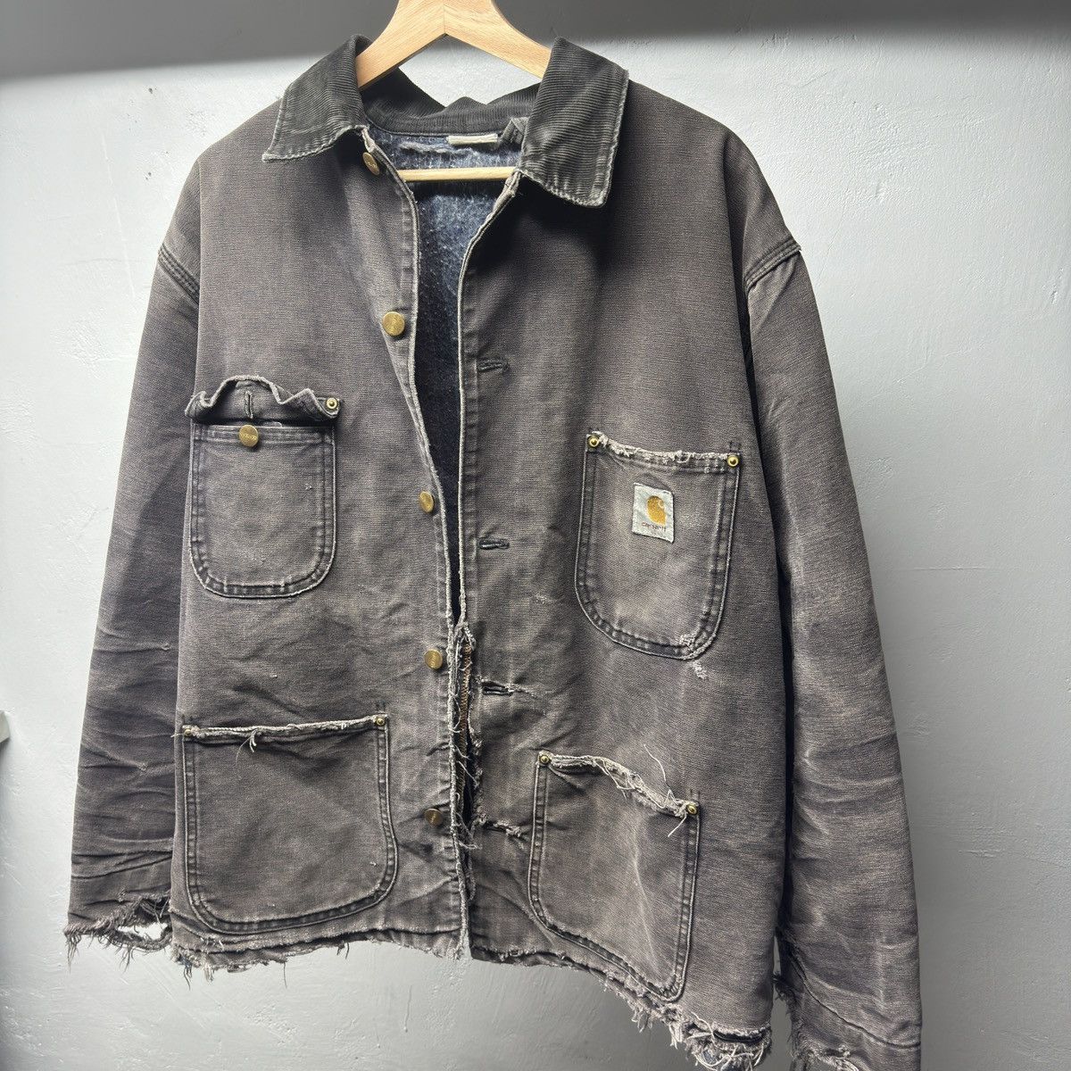 Carhartt 90s Carhartt Faded Thrashed Distressed Chore Coat ERD Grunge Size US L / EU 52-54 / 3 - 7 Thumbnail