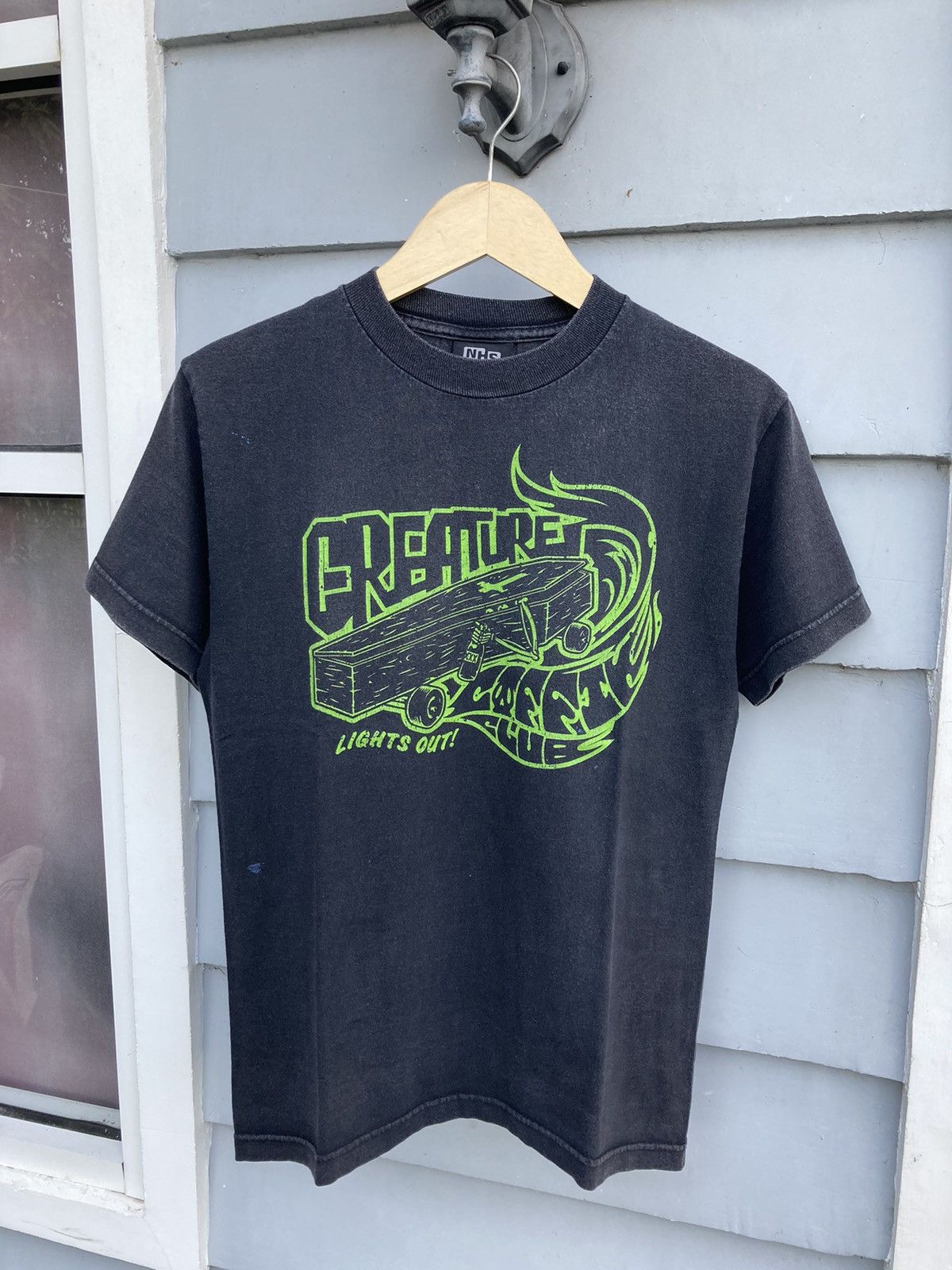Creature Skateboards Creature Skateboard Tee Coffin Club Lights Out NHS•INC.COM Size US S / EU 44-46 / 1 - 1 Thumbnail