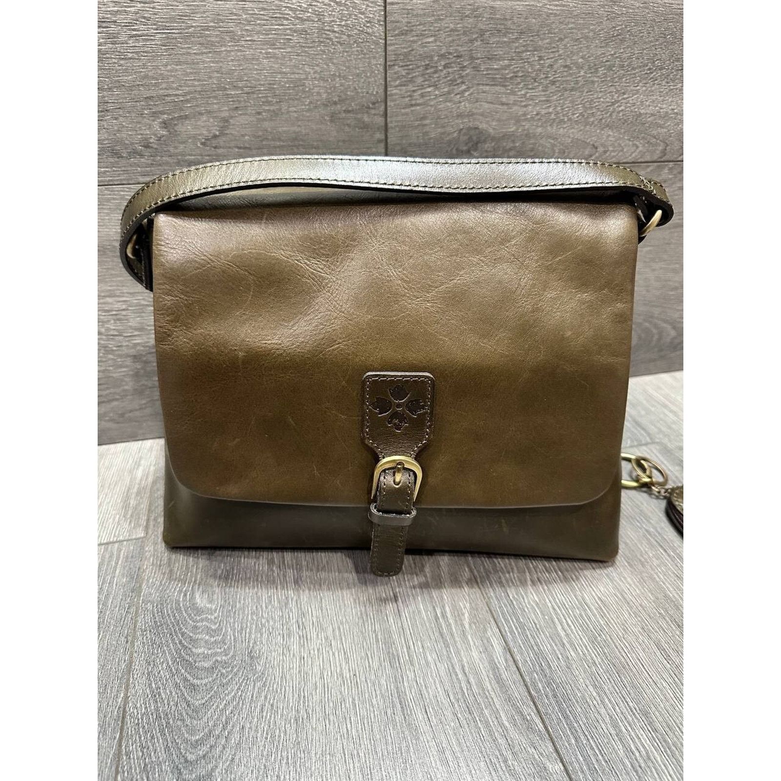 Patricia Nash Patricia Nash Mili Leather Crossbody Pouch Olive bag A660568 Size ONE SIZE - 2 Thumbnail