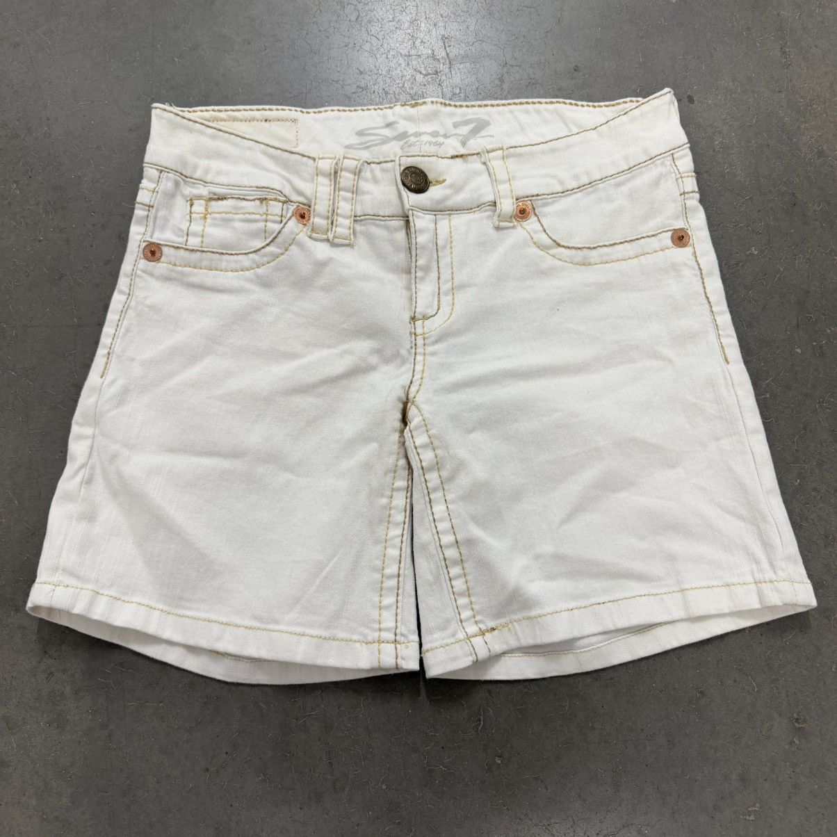 Seven 7 Seven7 White Denim Shorts Women’s Size 8 Size 30" / US 8 / IT 44 - 3 Thumbnail