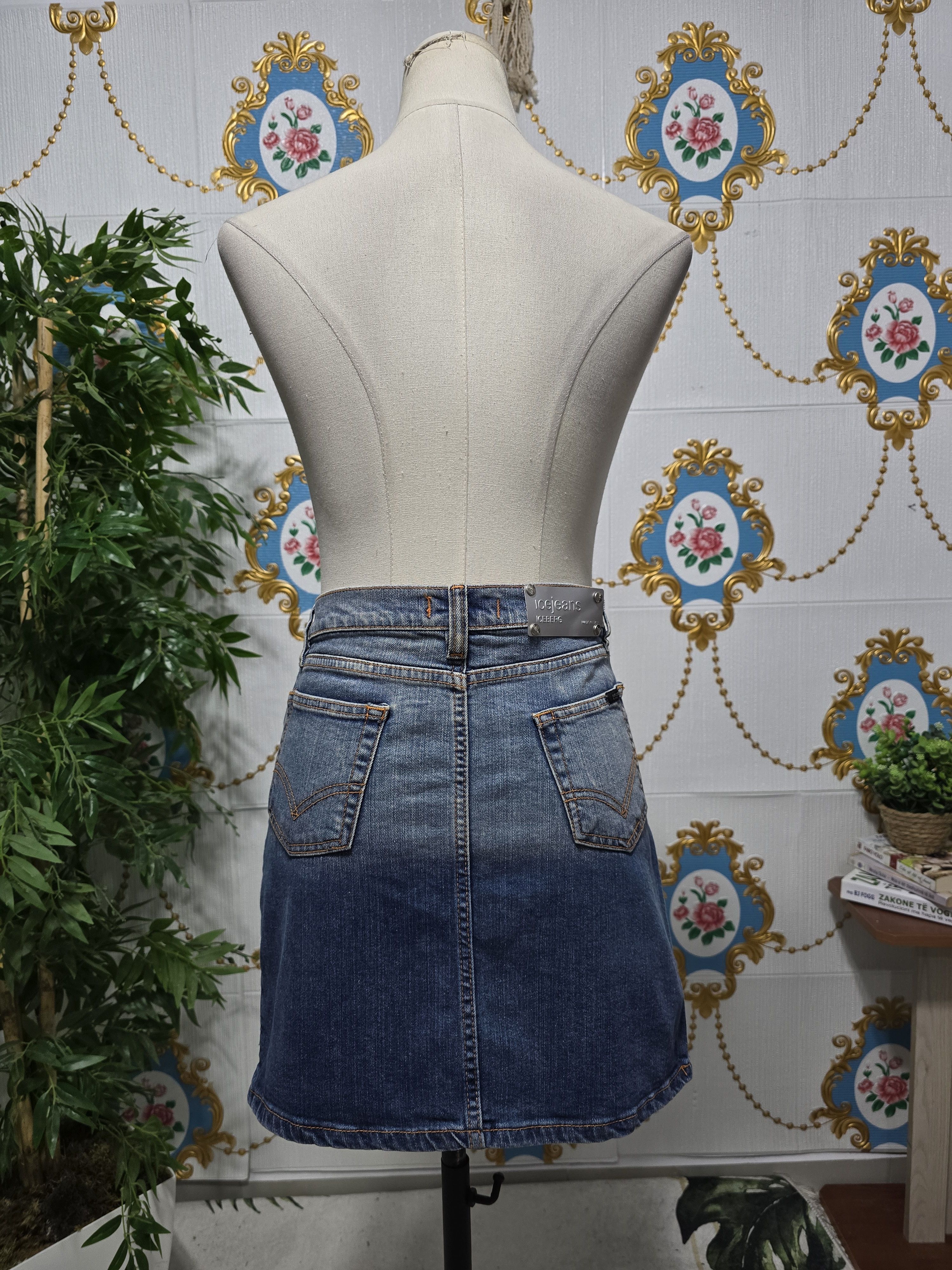 Iceberg ICEBERG, denim mini skirt VINTAGE, RARE , FITS medium Size 30" / US 8 / IT 44 - 9 Thumbnail