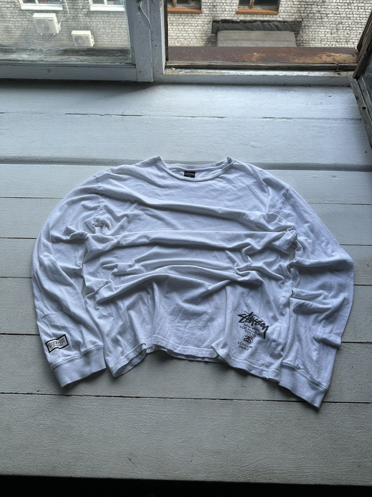 Stussy 🚨STUSSY CUSTOM MADE WHITE WITH LOGO WW Y2K SK8 BOXY Size US M / EU 48-50 / 2 - 1 Thumbnail