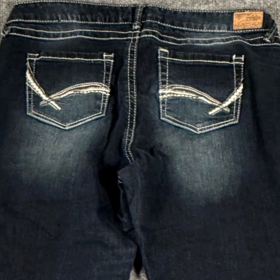 Vintage Reign Jeans Dark Wash Bootcut 13 Embroidered Pockets Stretch Women 34x31 Denim Size 34" / US 12 / IT 48 - 5 Thumbnail