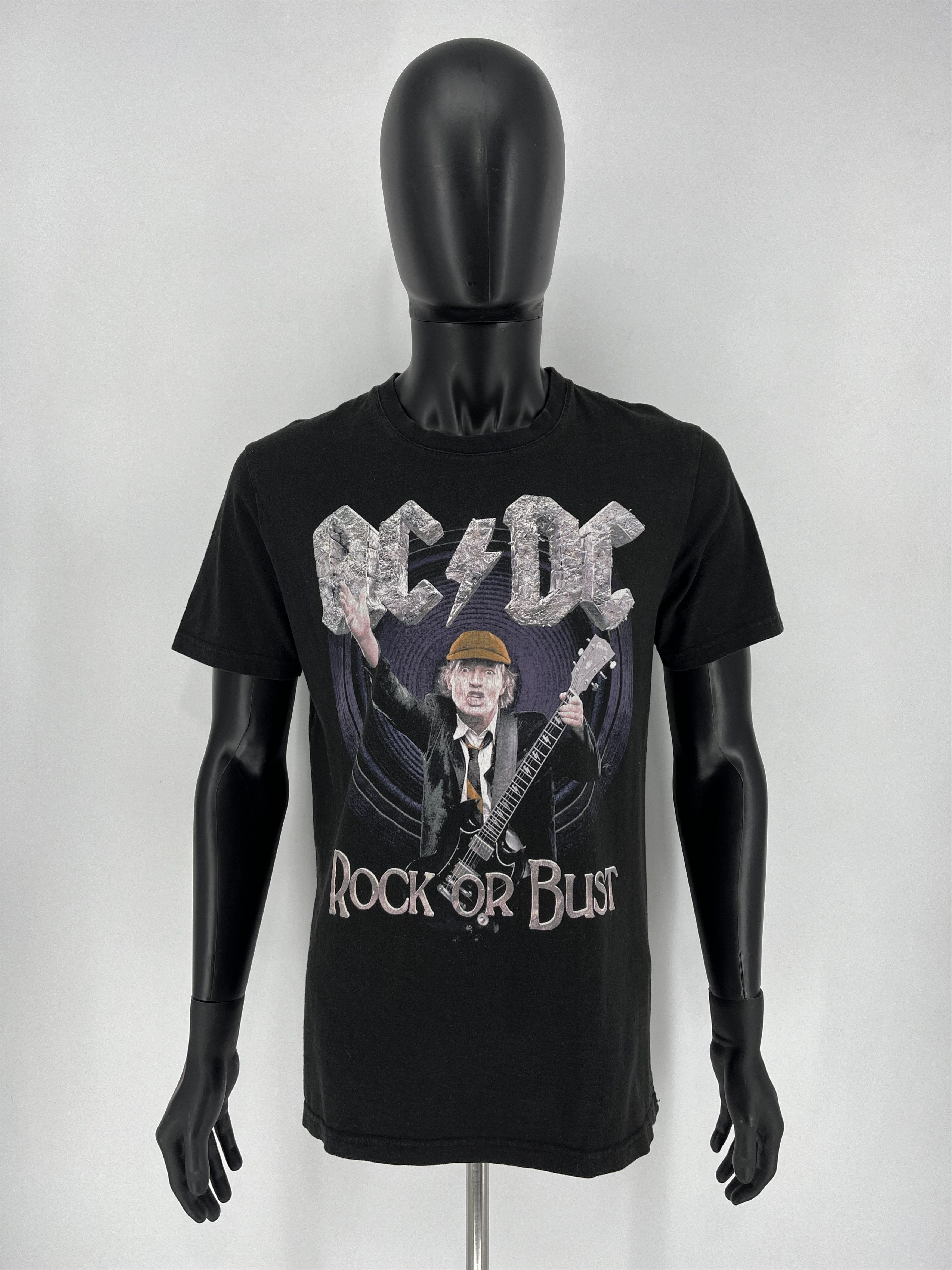 Band Tees Vintage Y2K AC/DC Band Rock Tour Tee Streetwear Style Size US M / EU 48-50 / 2 - 3 Thumbnail