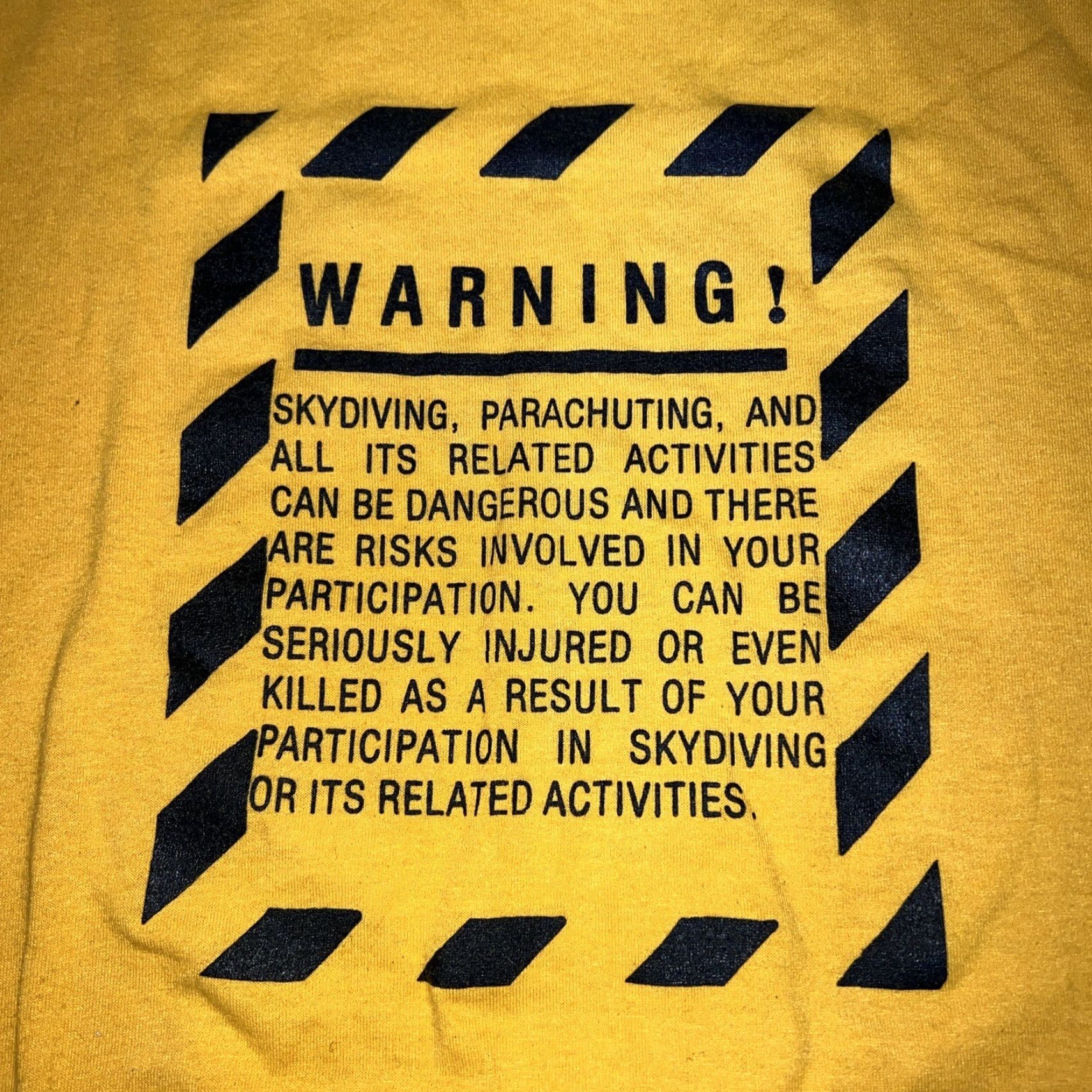 Russell Athletic VINTAGE Russell Athletic T-Shirt Mens M Yellow USA Parachute SKYDIVING WARNING SINGLE STITCH Stitch Size US M / EU 48-50 / 2 - 2 Thumbnail