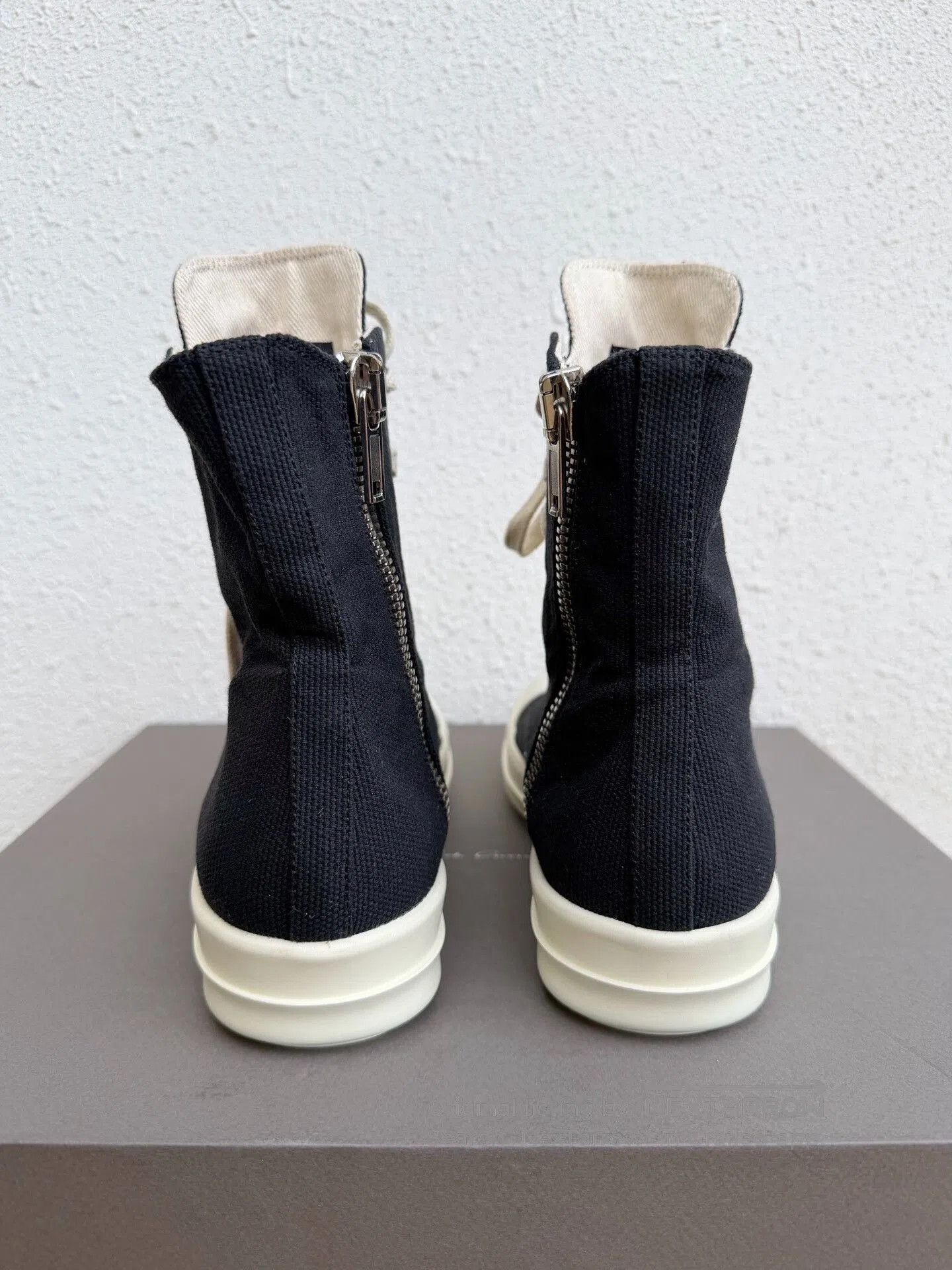 Rick Owens Drkshdw Rick Owens DRKSHDW High-Top Canvas Shoes. Size US 7 / IT 37 - 7 Thumbnail
