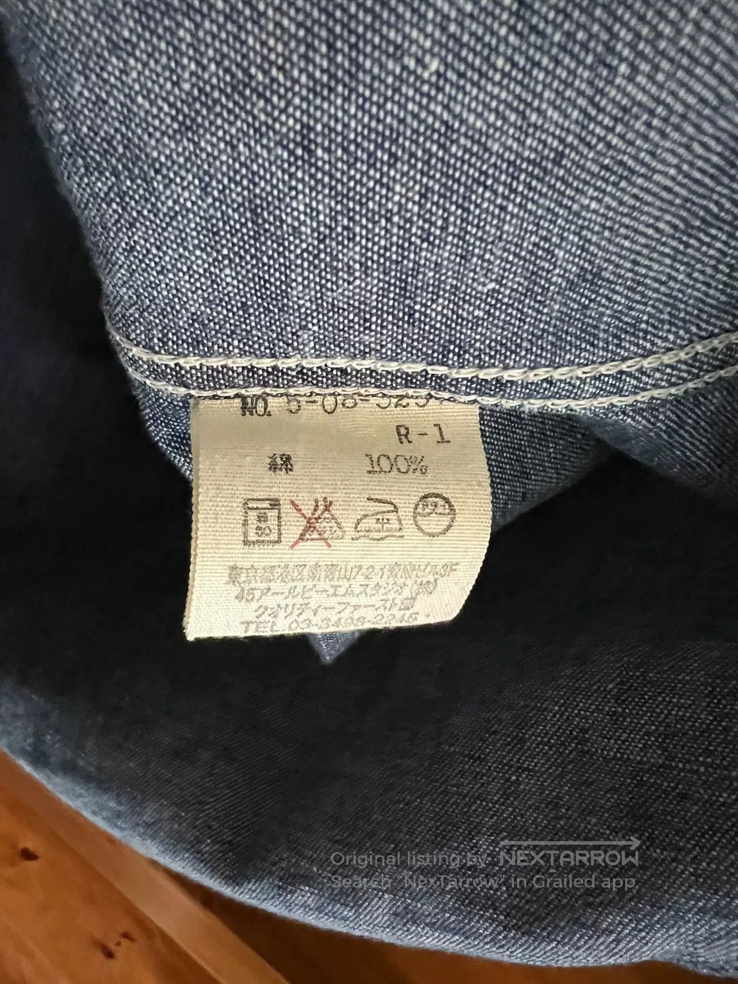 Japanese Brand women's blue washed denim shirt with gemstone buttons. Size M / US 6-8 / IT 42-44 - 5 Thumbnail
