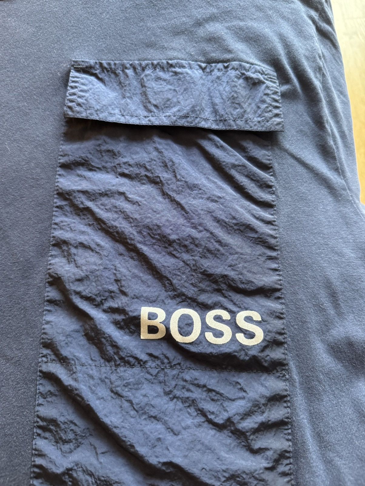 Hugo Boss HUGO BOSS VINTAGE QUALITY LIGHT HOODED SWEATSHIRT Size US L / EU 52-54 / 3 - 2 Thumbnail