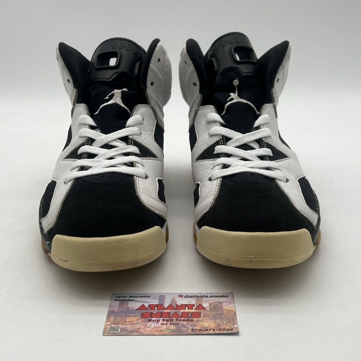 Jordan Brand Air Jordan 6 Oreo Size US 10.5 / EU 43-44 - 2 Thumbnail