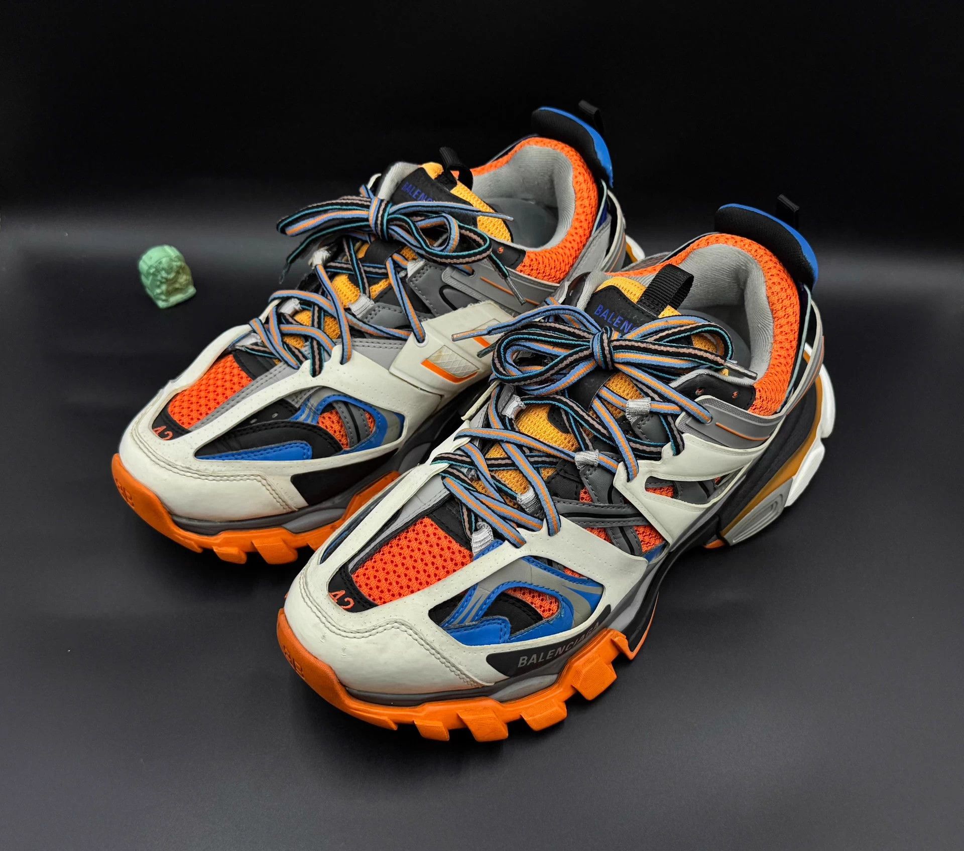 Balenciaga Balenciaga Track 1.0 Lace-up Low Top Dad Shoe Men's Wht/Org Size US 9 / EU 42 - 1 Thumbnail