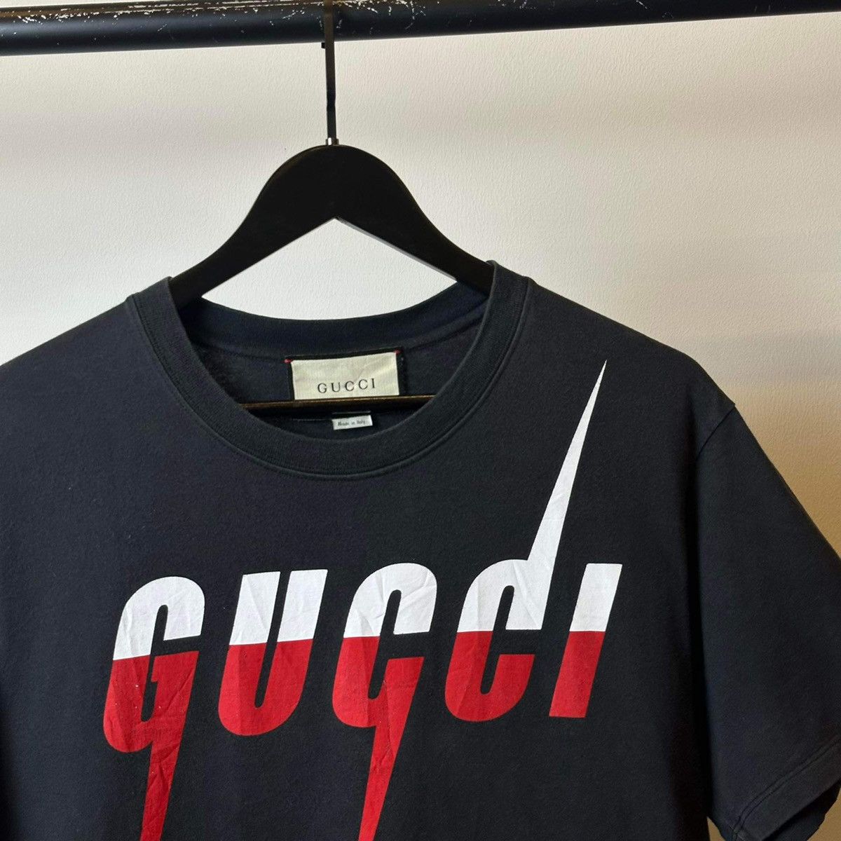 Gucci GUCCI BLADE BLACK T SHIRT Size US XS / EU 42 / 0 - 3 Thumbnail