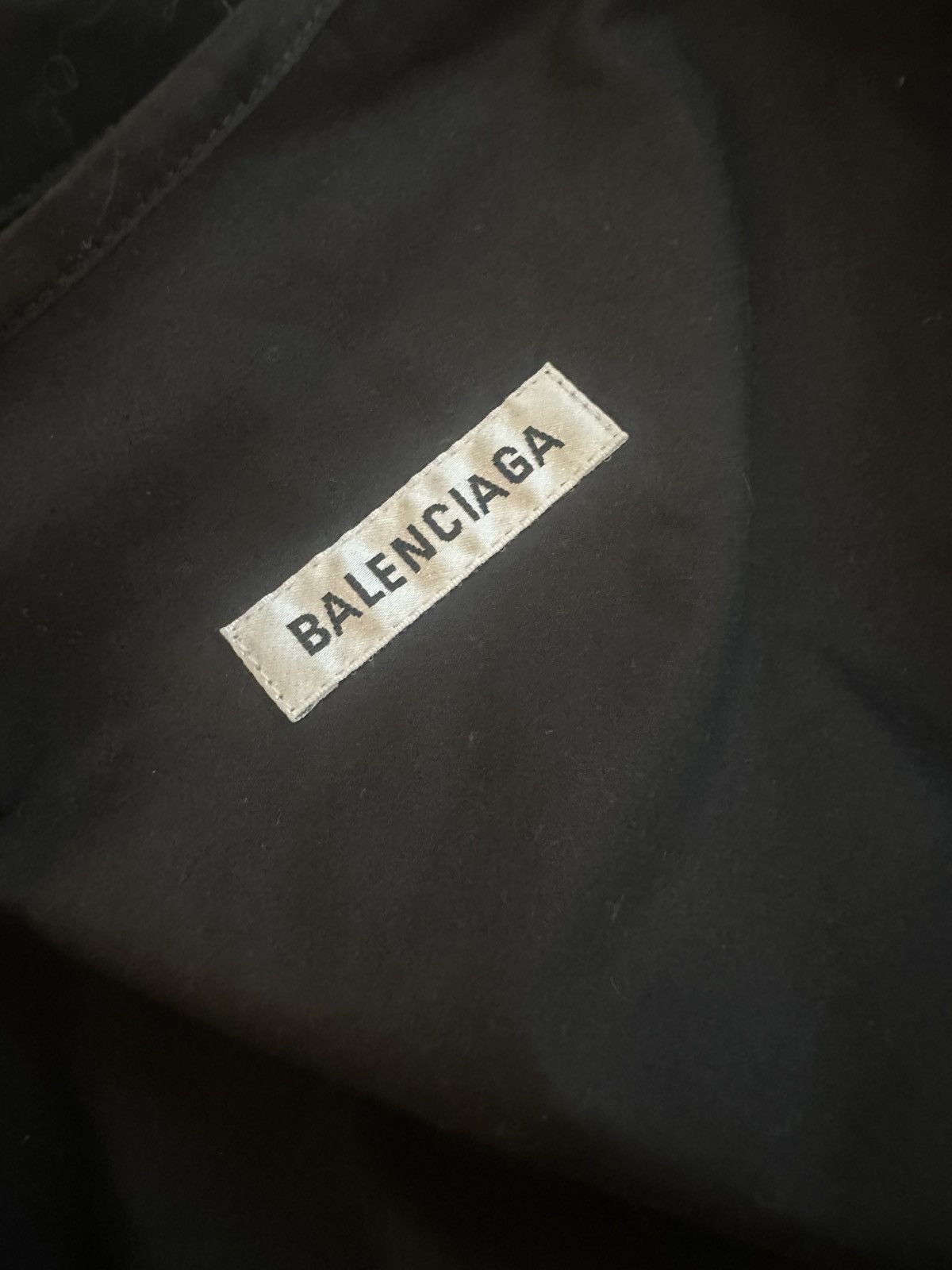Balenciaga balenciaga Outerwear Oversize Cotton Poplin Shirt Size US S / EU 44-46 / 1 - 8 Thumbnail
