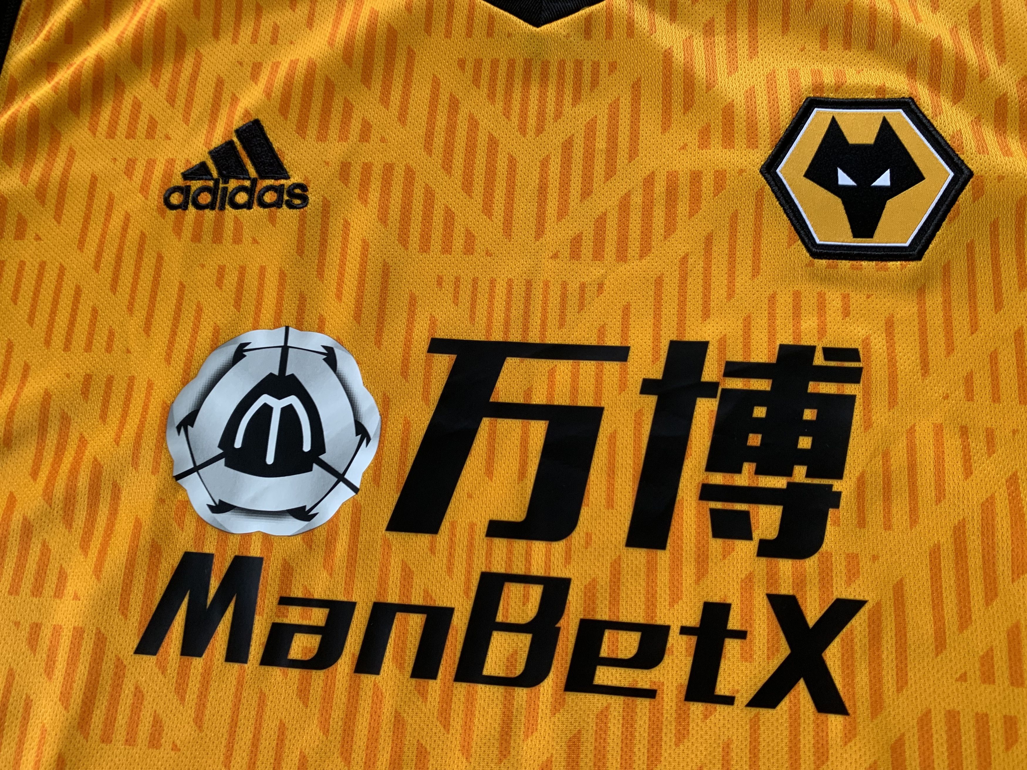 Adidas × Vintage Adidas Wolves Home Shirt Jersey 2020 Size US L / EU 52-54 / 3 - 8 Thumbnail
