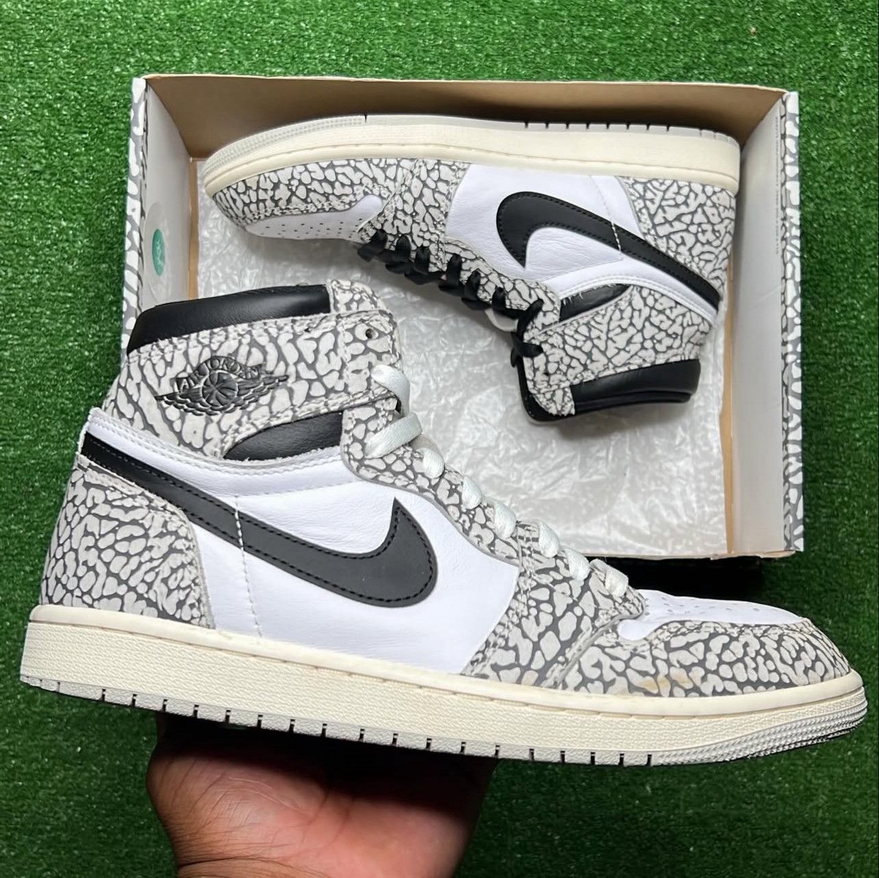 Jordan Brand Air Jordan 1 Retro High OG “White Cement” Size US 8 / EU 41 - 3 Thumbnail