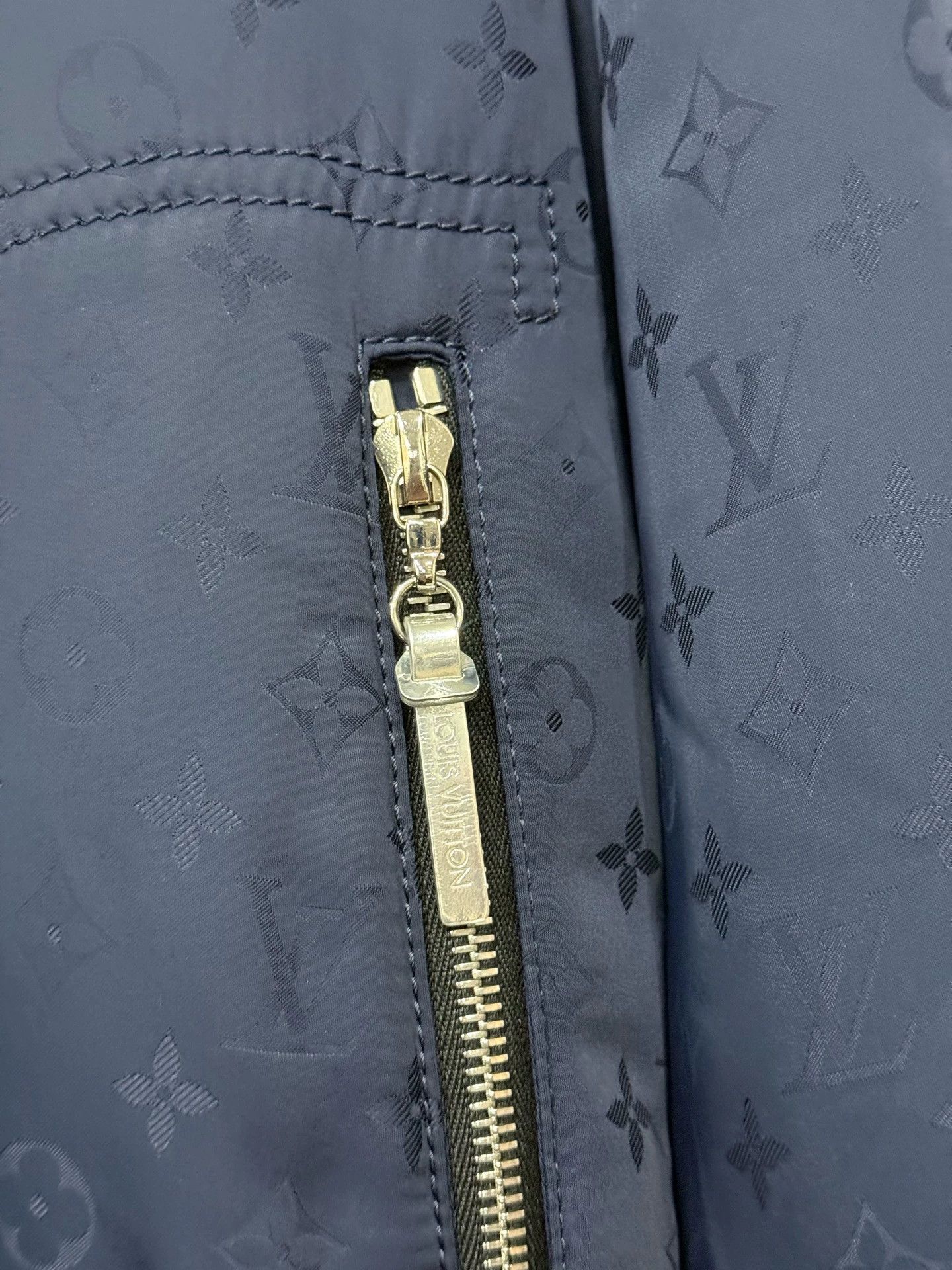 Louis Vuitton Louis Vuitton lv lightweight down jacket for presbyopia Size XS / US 0-2 / IT 36-38 - 5 Thumbnail