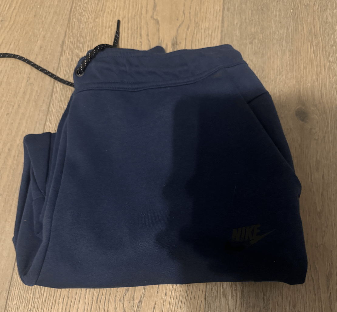Nike Nike tech sweatpants Size US 35 - 2 Thumbnail