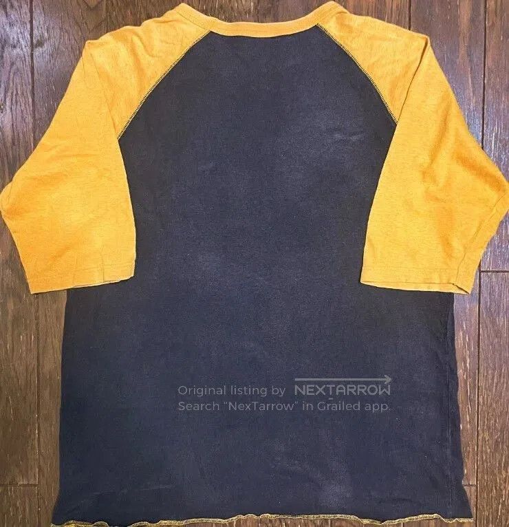 VINNY's Vintage 00s Hide and Seek T-Shirt. Size US L / EU 52-54 / 3 - 4 Thumbnail