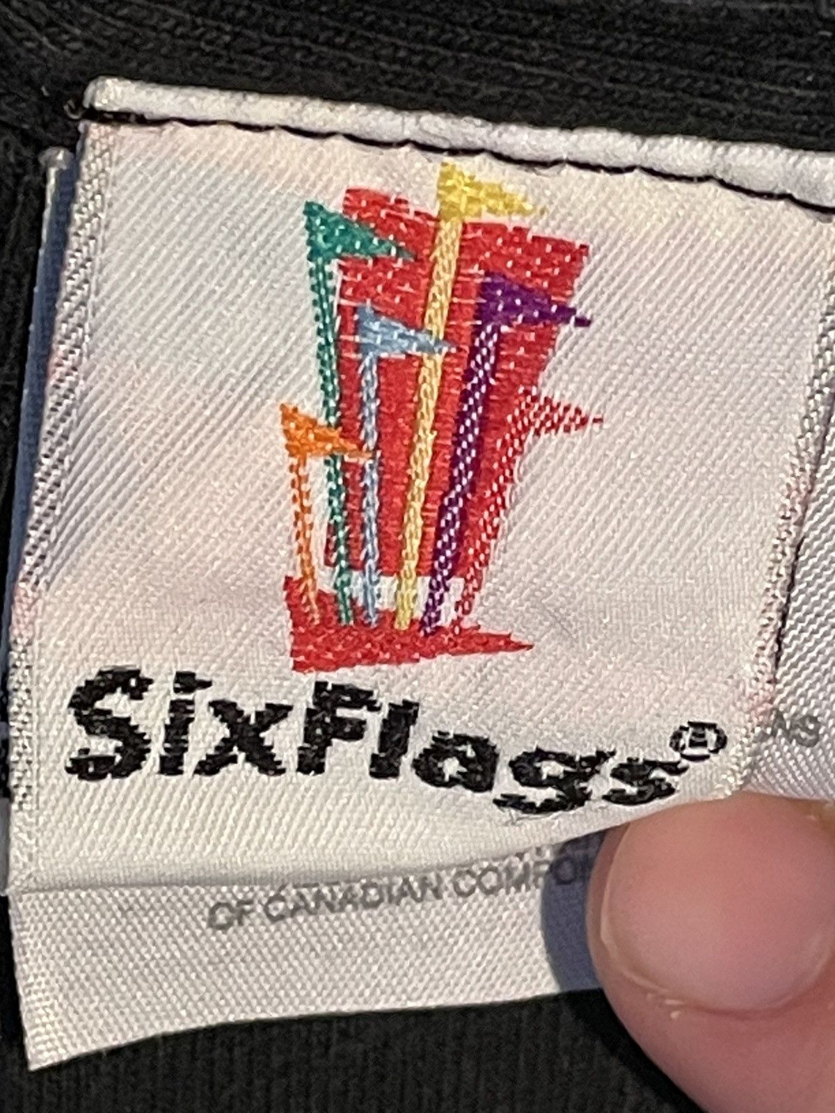 Vintage 2000 Marvin the Martian Six Flags Tshirt Size US L / EU 52-54 / 3 - 5 Thumbnail