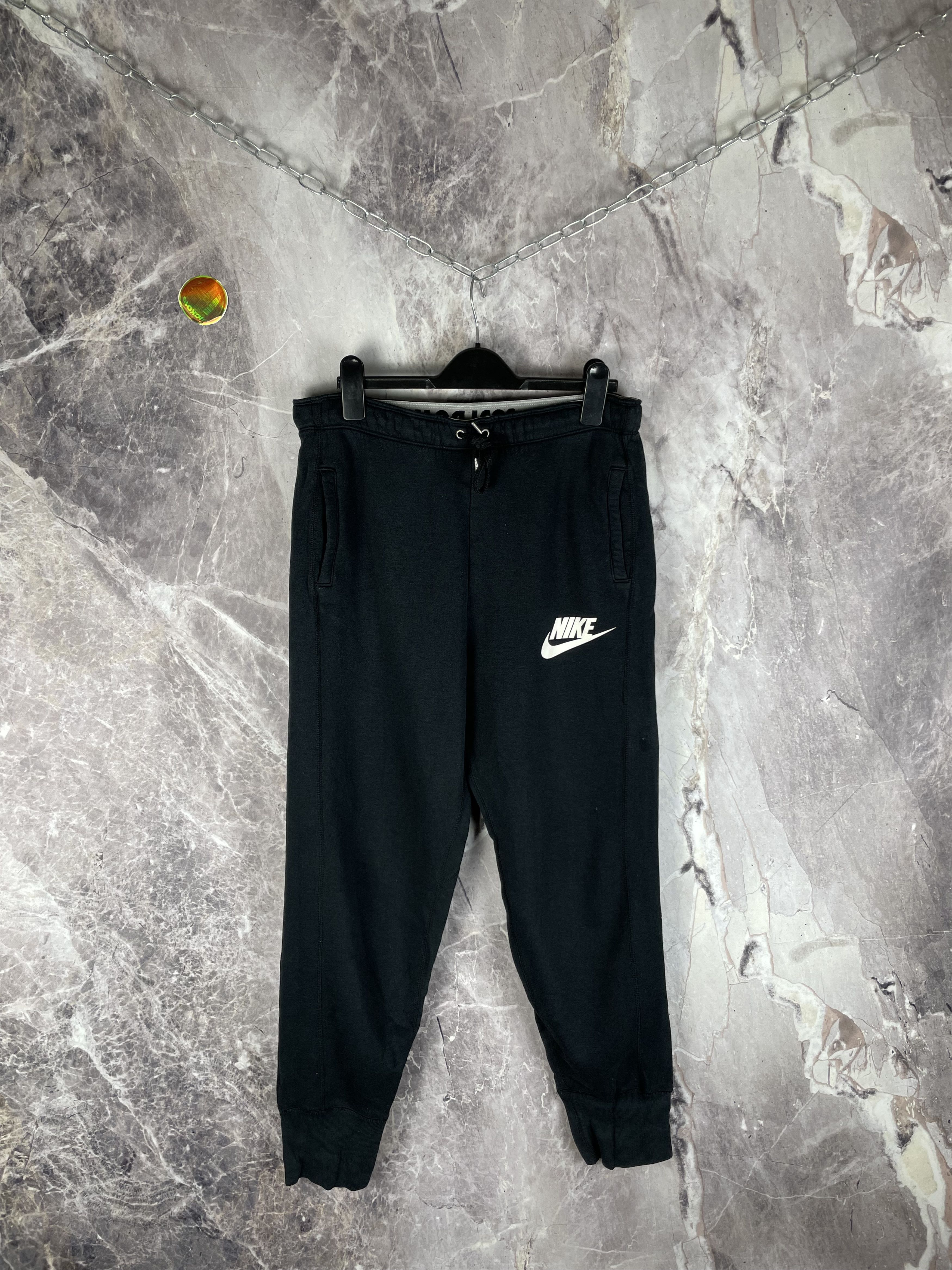 Nike Nike vintage sweatpants jogger track pants y2k Size US 34 / EU 50 - 1 Thumbnail
