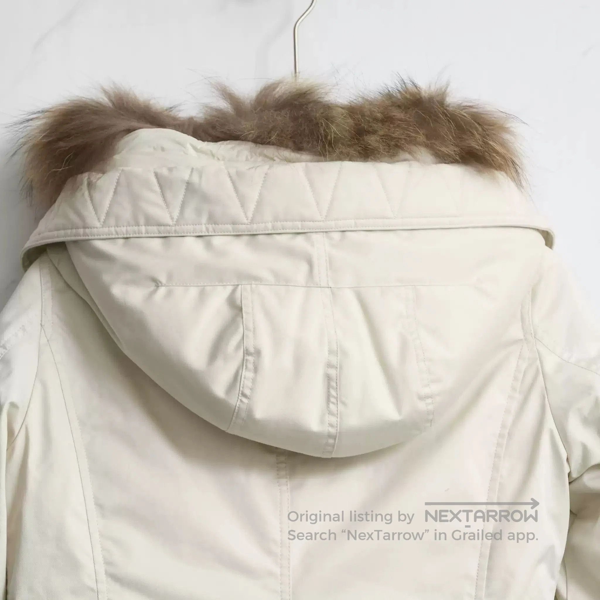 Woolrich Woolen Mills Woolrich Women's Detachable Fur Collar Down Jacket. Size M / US 6-8 / IT 42-44 - 5 Thumbnail