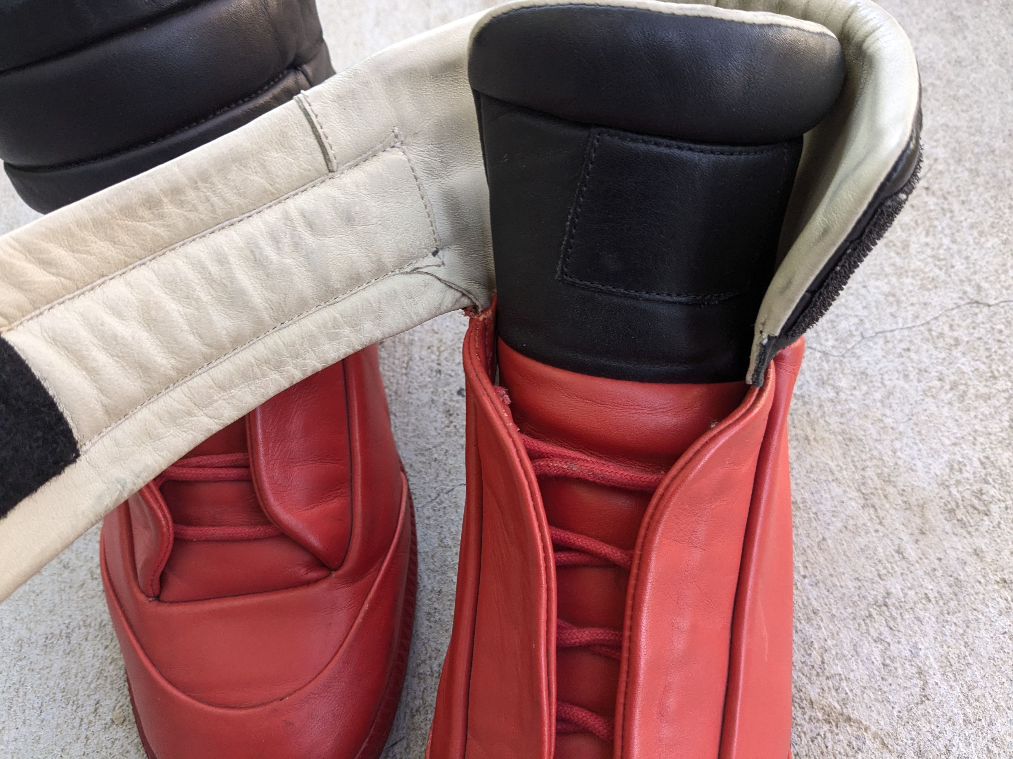 Maison Margiela Maison Margiela Future Red Black 9 42 Leather High Tops Size US 9 / EU 42 - 3 Thumbnail