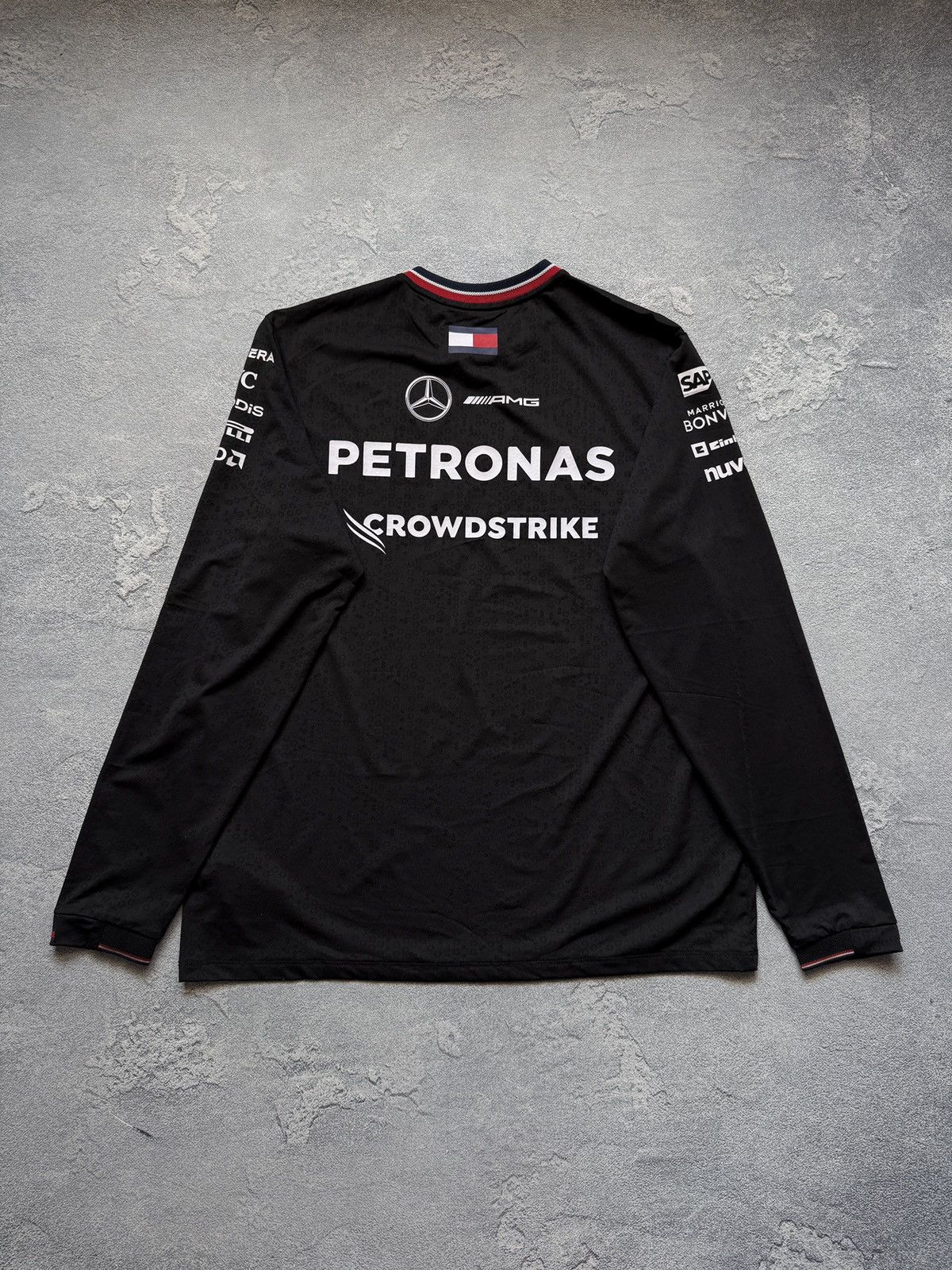 Formula 1 Vintage Mercedes Benz AMG Petronas Racing Long Sleeve Black Size US L / EU 52-54 / 3 - 2 Thumbnail