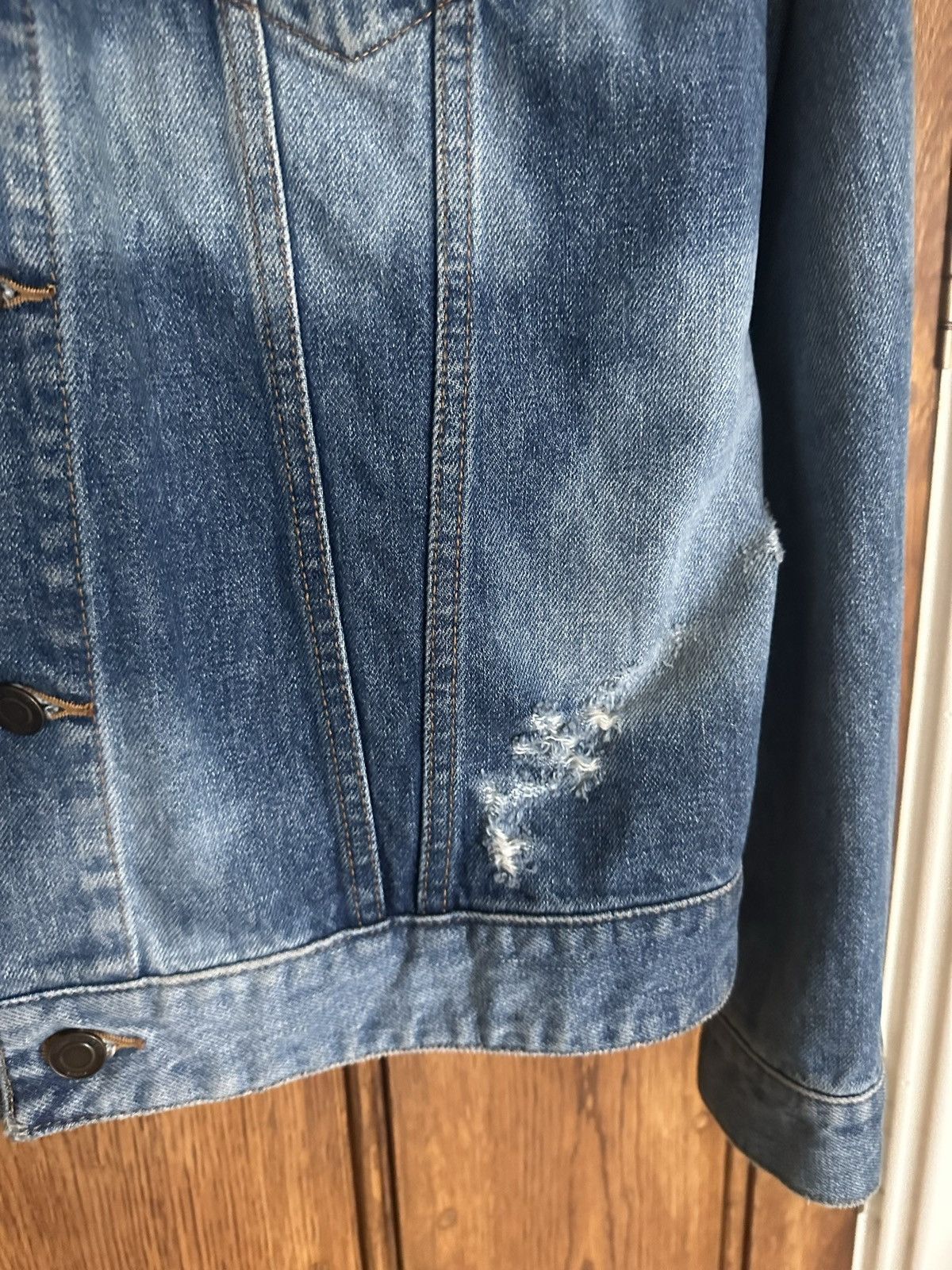 Saint Laurent Paris $1490 SS17 Saint Laurent Sweet Dreams studded denim jacket Size US L / EU 52-54 / 3 - 18 Thumbnail