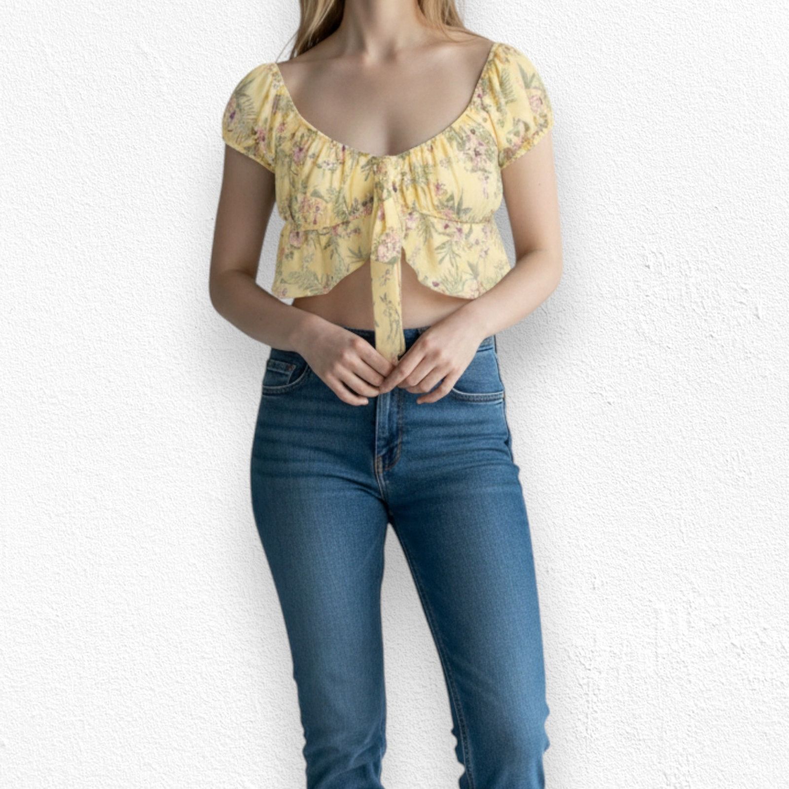 Almost Famous Almost Famous Yellow Floral Womens Crop Top Size Large Size L / US 10 / IT 46 - 3 Thumbnail