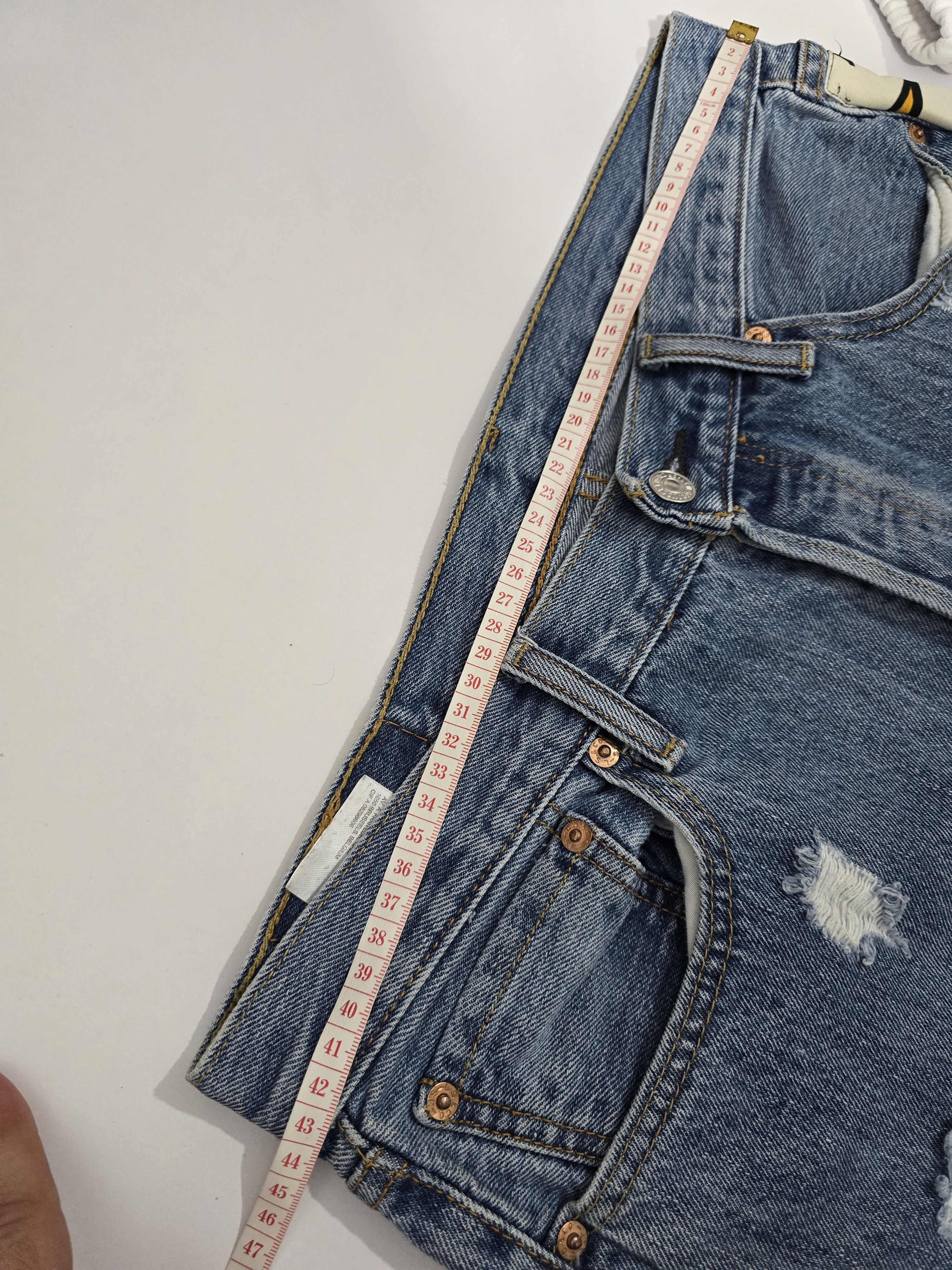 Levi's Levi's 501 Original jeans featuring a patchwork design Size US 33 - 12 Thumbnail