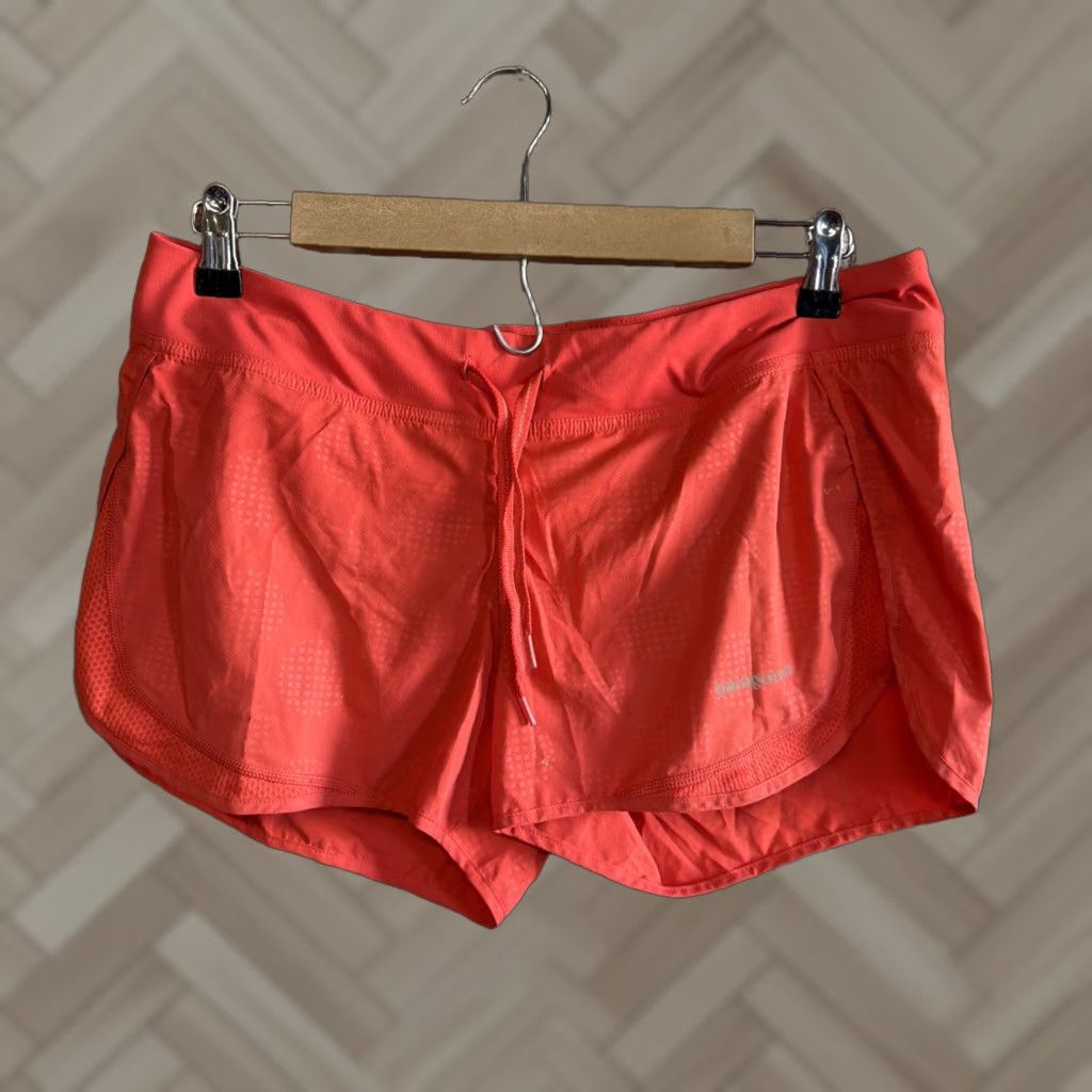 Patagonia Patagonia Shorts Women's M Orange Print Quick Dry Athletic Yoga Fitness Geometric Inseam 3 in Strider Related Size 32" / US 10 / IT 46 - 1 Thumbnail