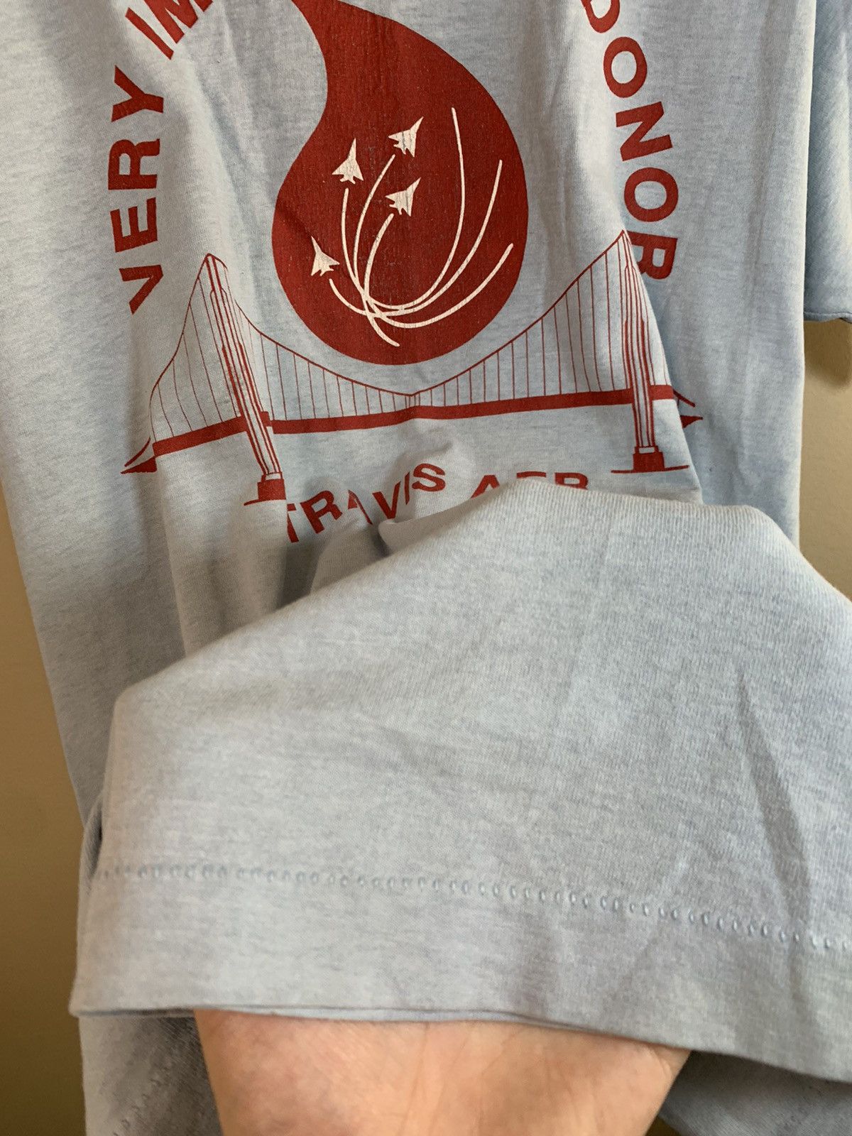 Vintage RARE* Vintage 80’s Travis Air Force Base Blood Donor T-Shirt Size US L / EU 52-54 / 3 - 4 Thumbnail