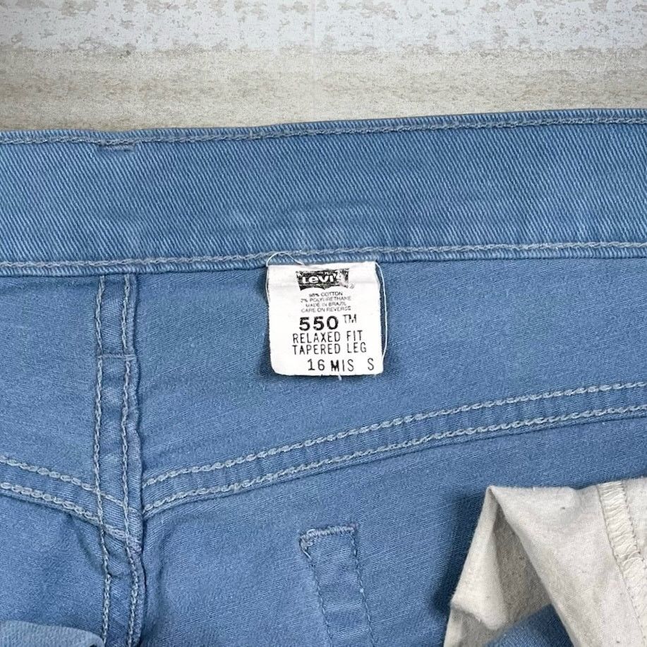 Levi's Vintage 90s Levis Jeans 550 36x30 Relaxed Light Blue Wash Size US 36 / EU 52 - 5 Thumbnail