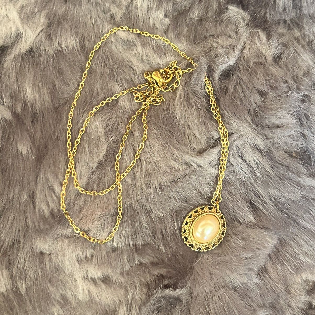 Vintage Handcrafted repurpose faux pearl filigree pendant necklace Size ONE SIZE - 8 Thumbnail