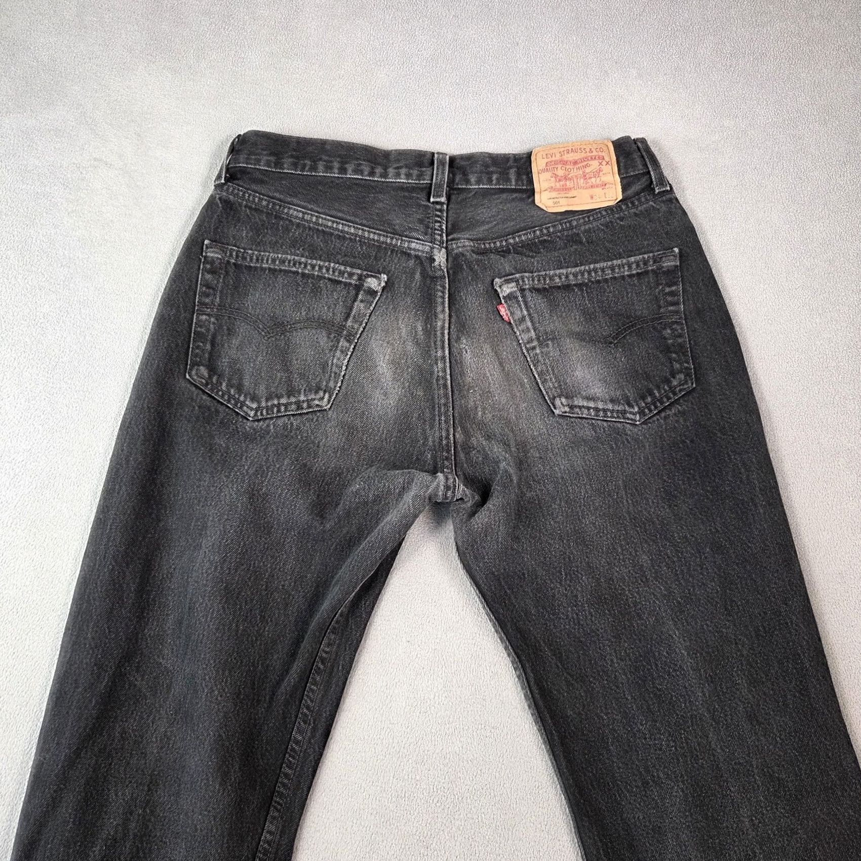 Levi's Vintage Levi's 501 Jeans Mens Black Button Fly Distressed 90s 28x30 Jeans Mens Size US 28 / EU 44 - 6 Thumbnail