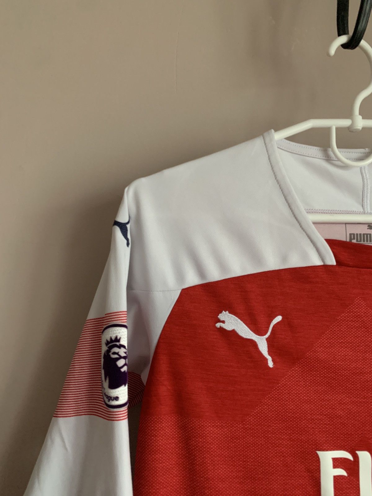 Puma Arsenal London Home Football Shirt Puma Soccer TORREIRA#11 Size US XS / EU 42 / 0 - 3 Thumbnail
