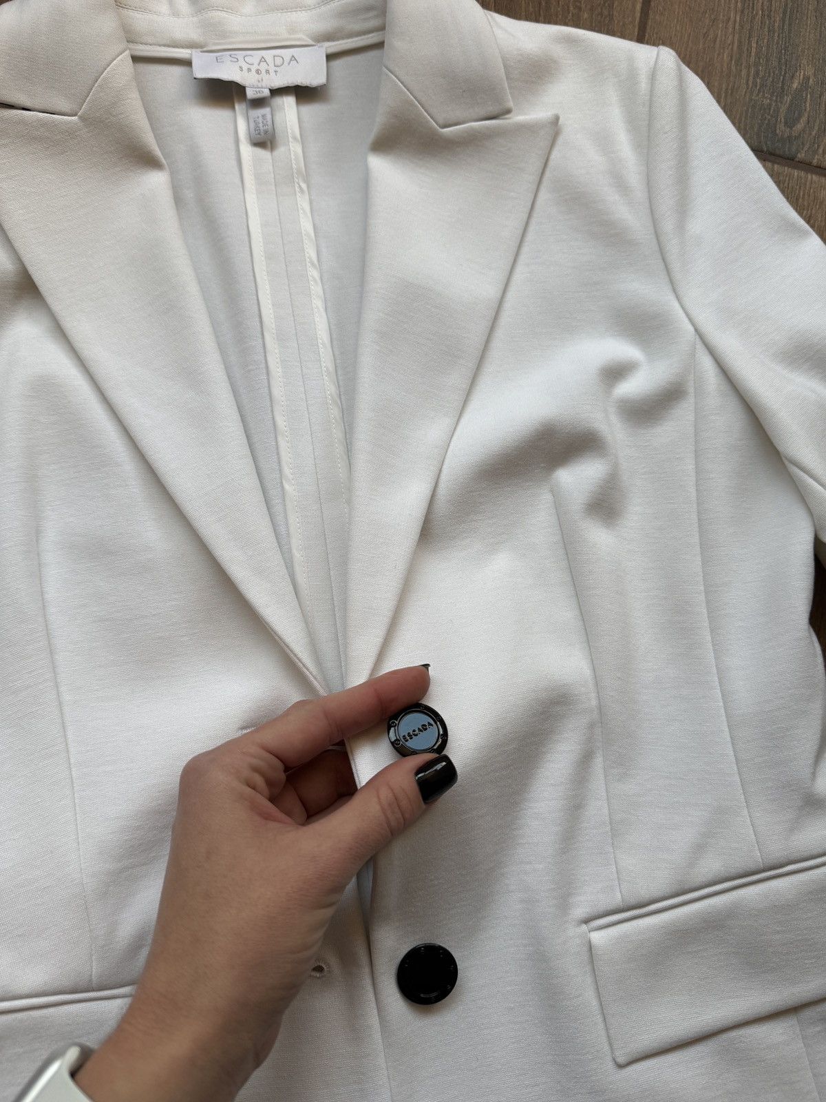 Escada Sport Women’s Escada Sport Two Piece Blazer size 36 Size XS / US 0-2 / IT 36-38 - 7 Thumbnail
