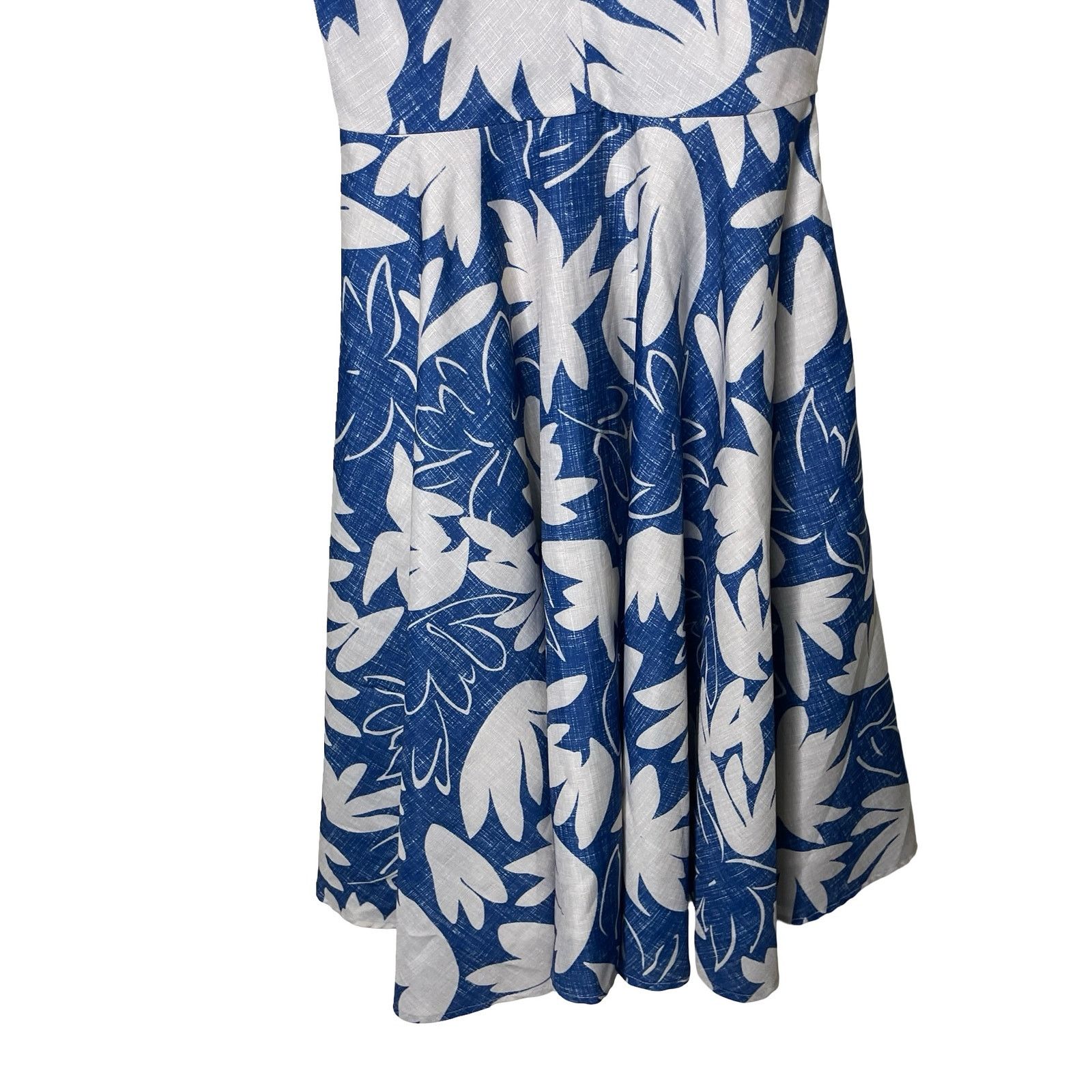 Hutch Hutch blue white floral A line knee length sundress sz 0 Size XS / US 0-2 / IT 36-38 - 4 Thumbnail