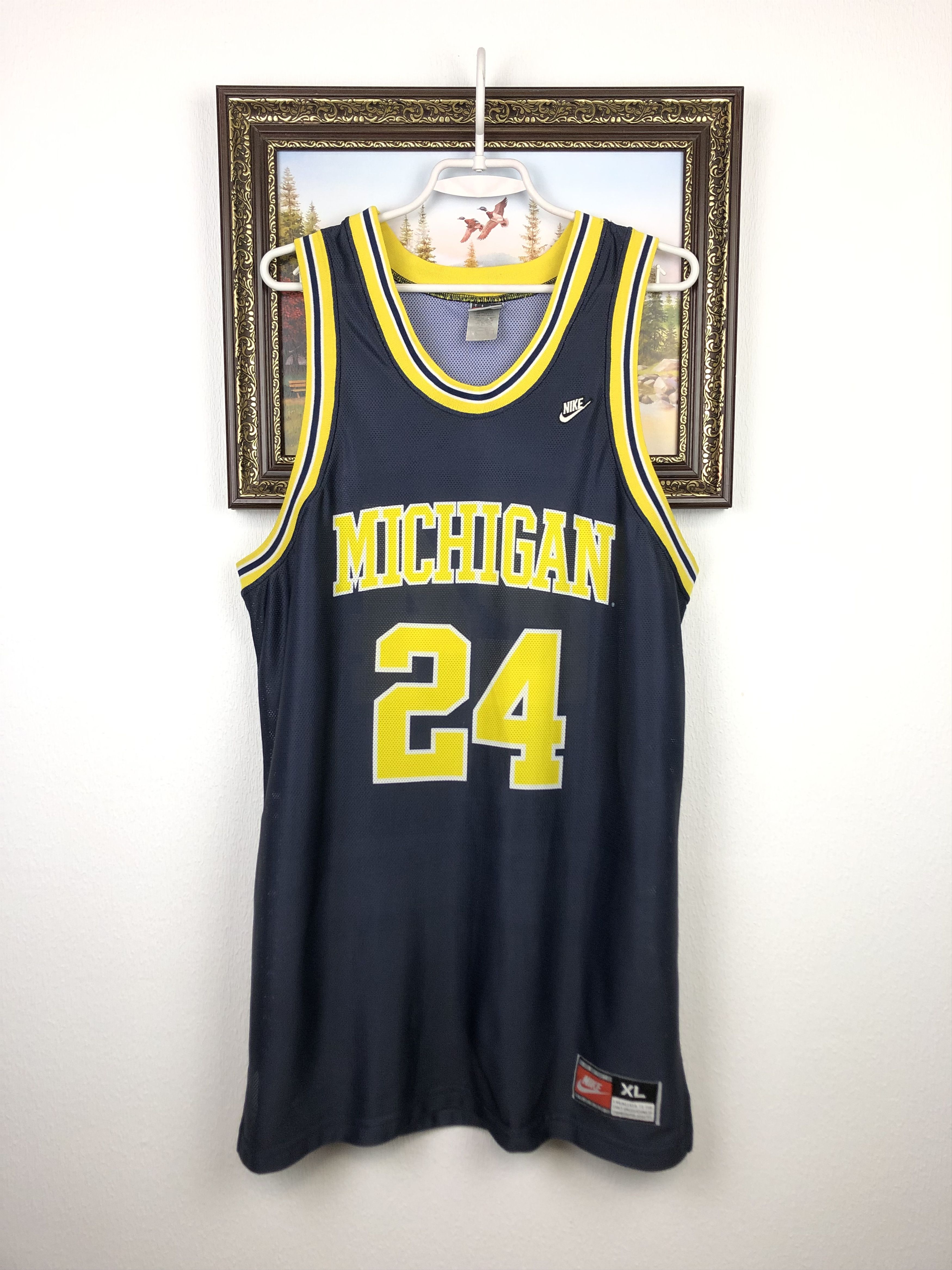 Nike Vintage Nike King Michigan Wolverines Basketball Jersey Size US XL / EU 56 / 4 - 1 Thumbnail