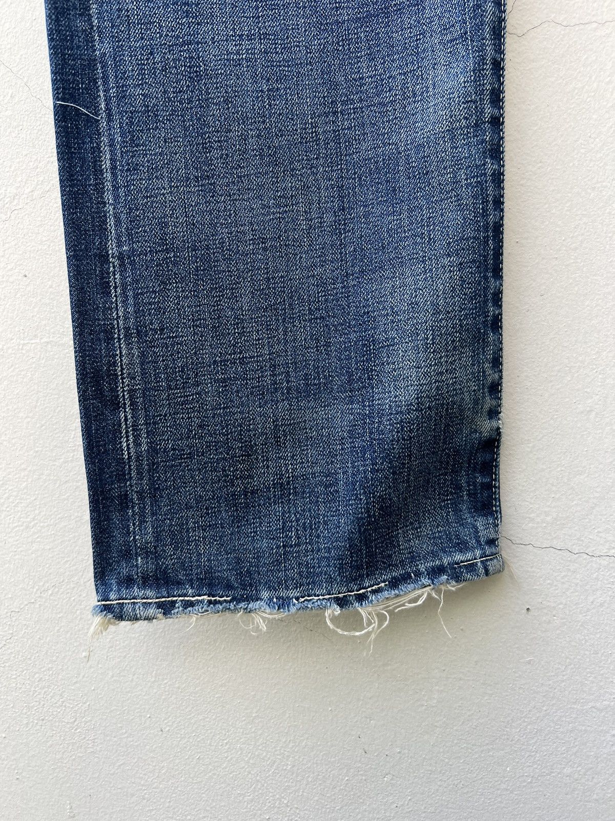 Levi's Vintage Clothing × Vintage Vintage 2005 LVC Levi’s 501 E Trashed Denim Selvedge Jeans Size US 32 / EU 48 - 9 Thumbnail