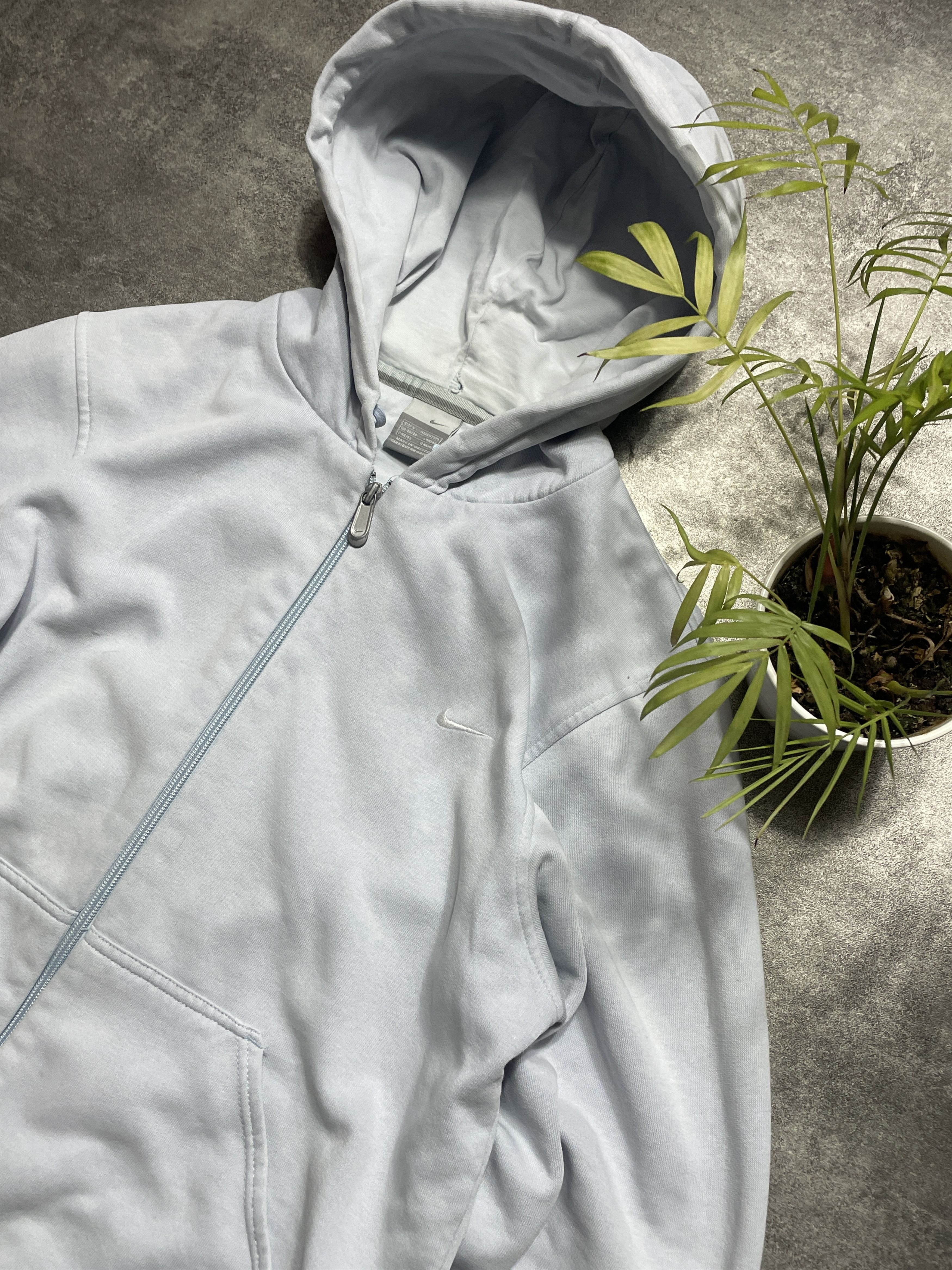 Nike RARE❗️Nike Vintage Y2K Hoodie Silver Tag Boxy Fit Baby Blue Size US S / EU 44-46 / 1 - 2 Thumbnail