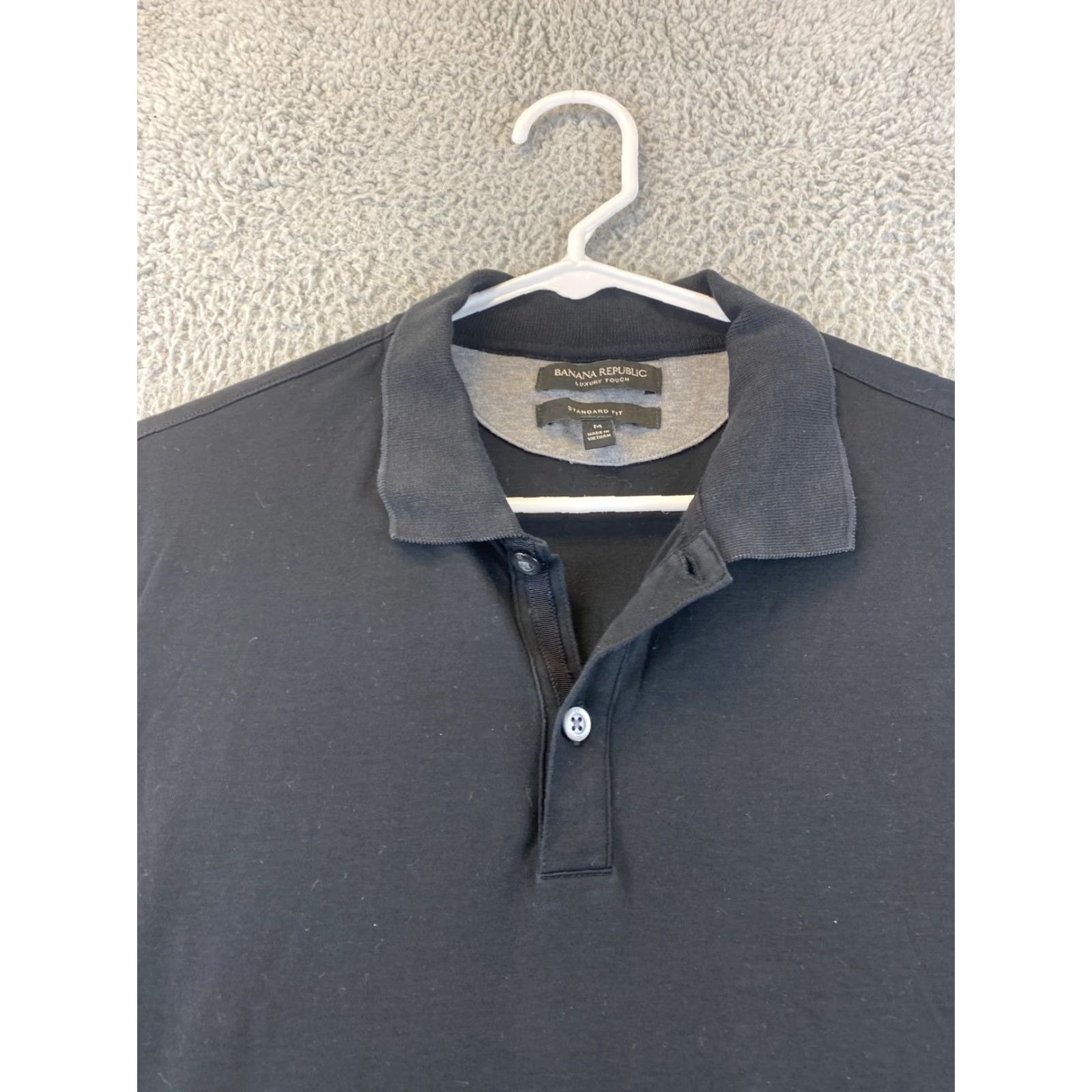 Banana Republic Banana Republic Polo Shirt Mens M Black Solid Short Sleeve /85-47 Size US M / EU 48-50 / 2 - 2 Thumbnail