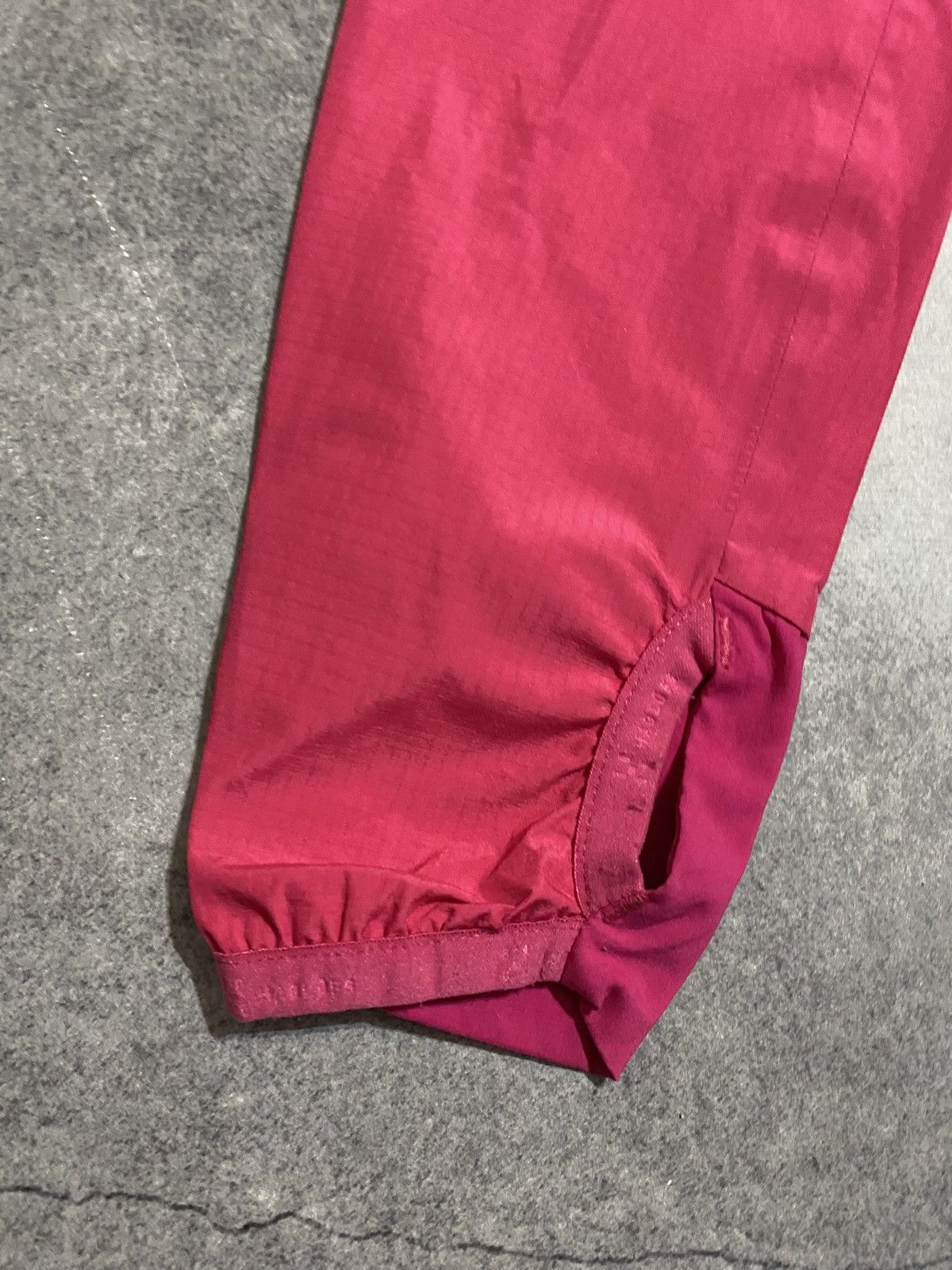 Haglofs Haglofs Gram Pink Gore-Tex Active Jacket Lightweight Size S / US 4 / IT 40 - 6 Thumbnail
